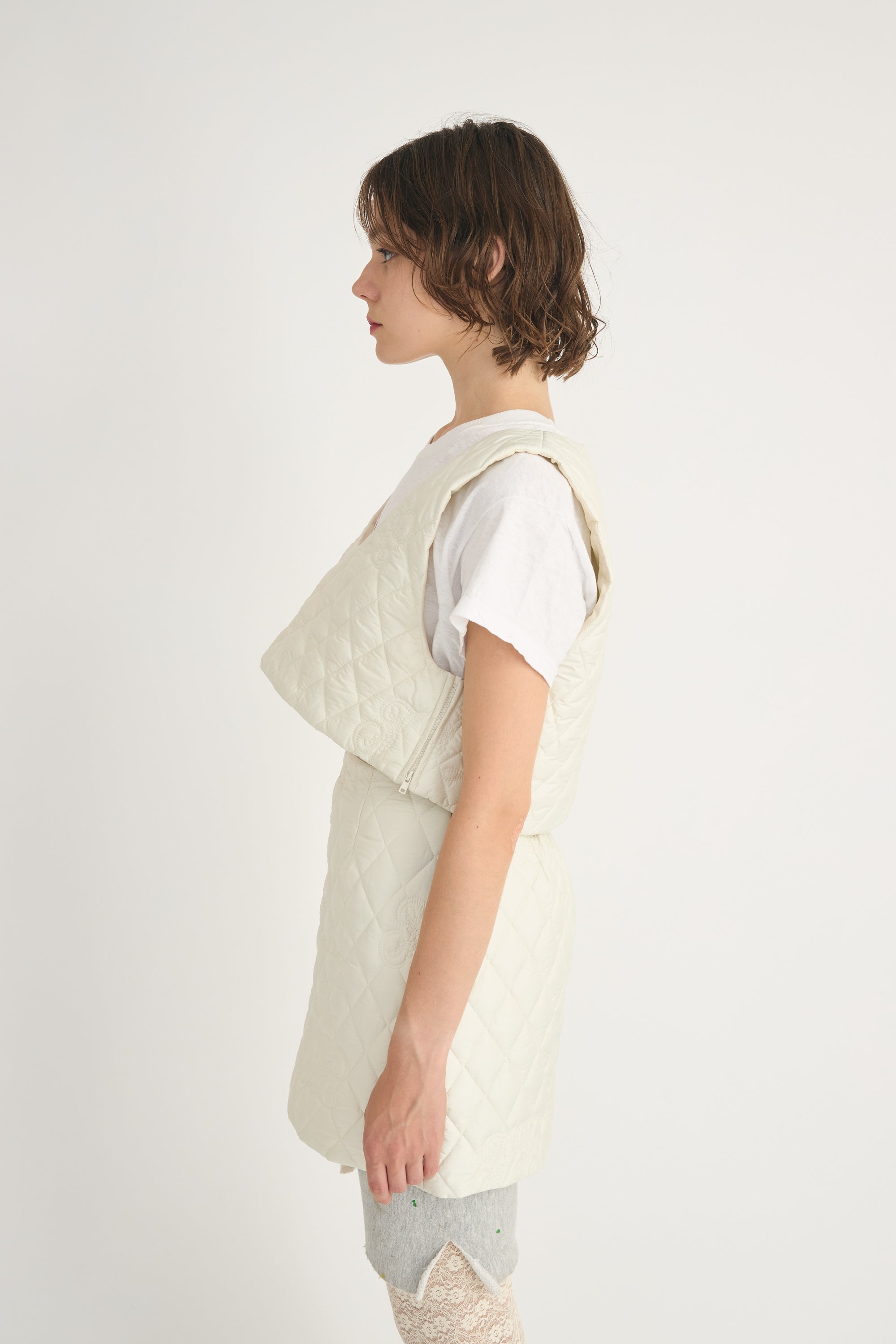 initial quilt vest│WHITE