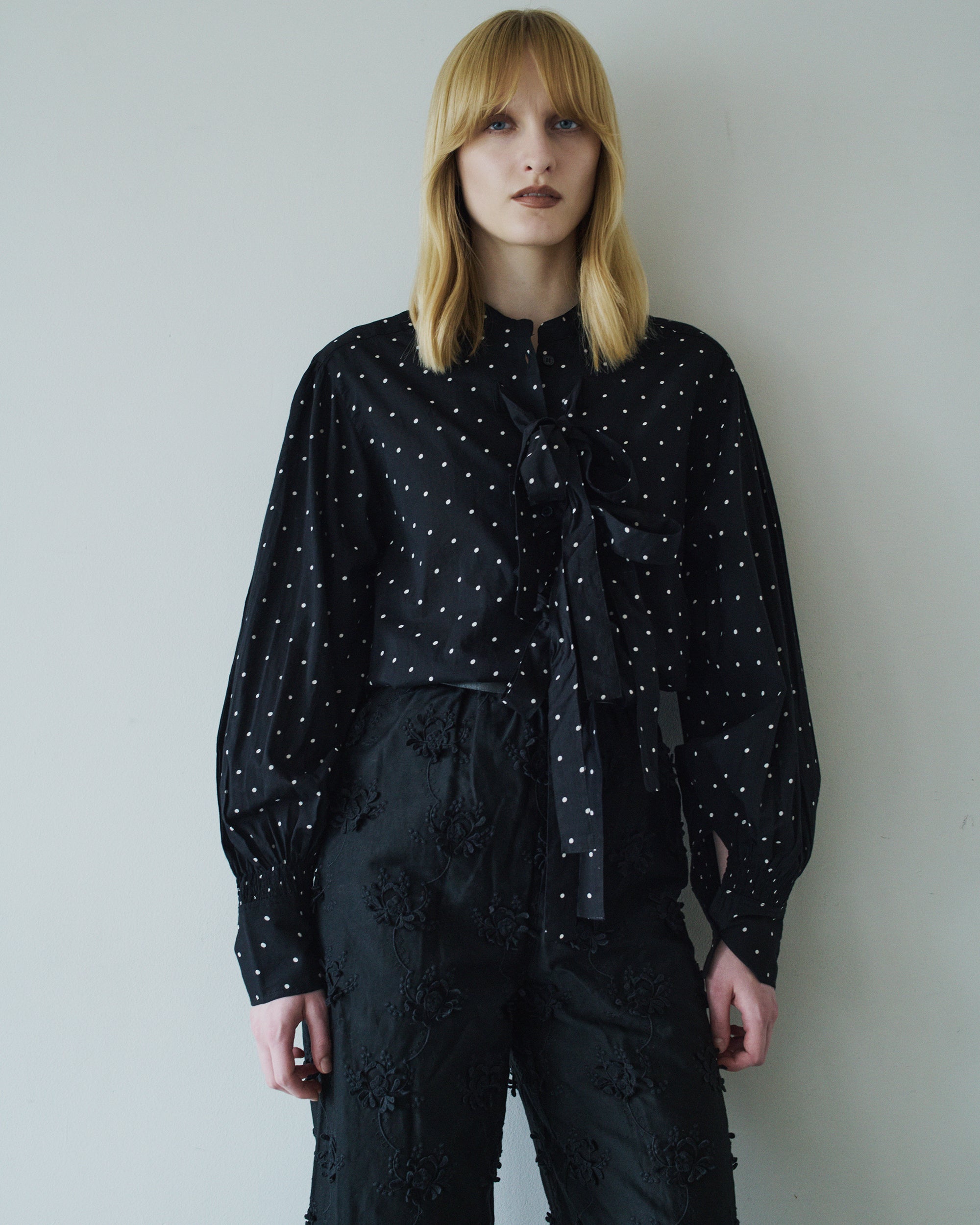 ribbon blouse｜BLACK