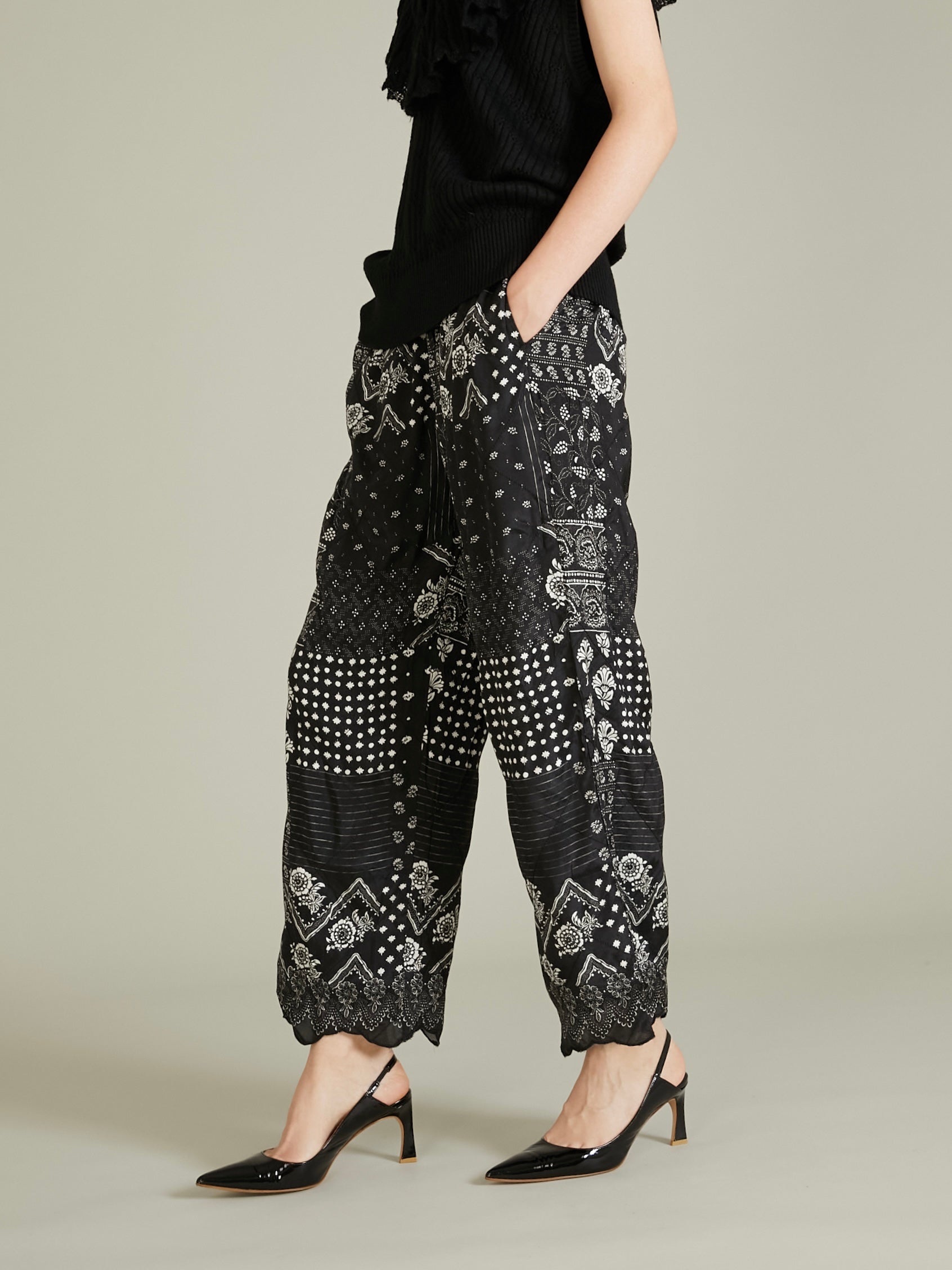 pattern quilt pants｜BLACK