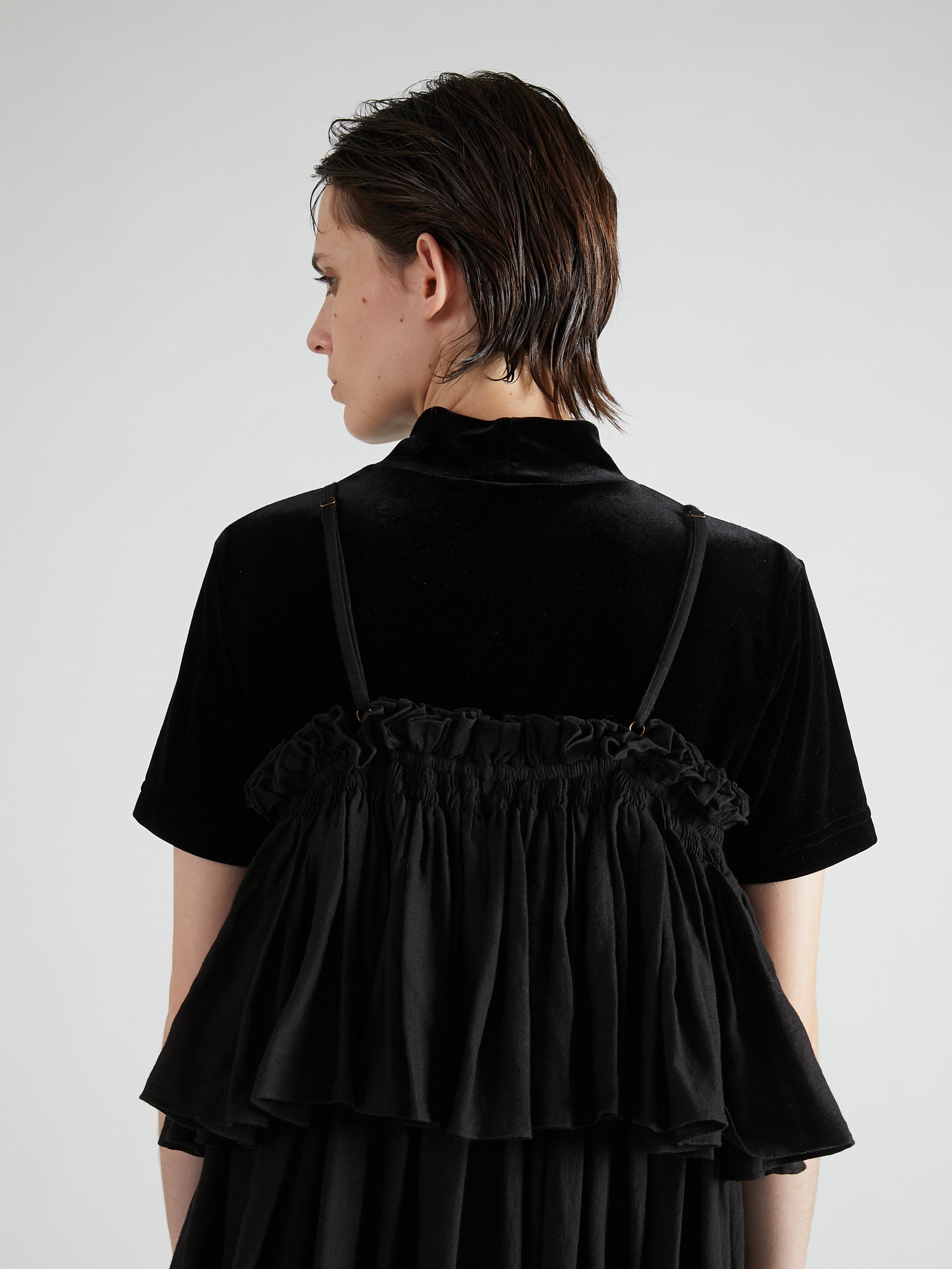 embroidery scallop cami dress｜BLACK