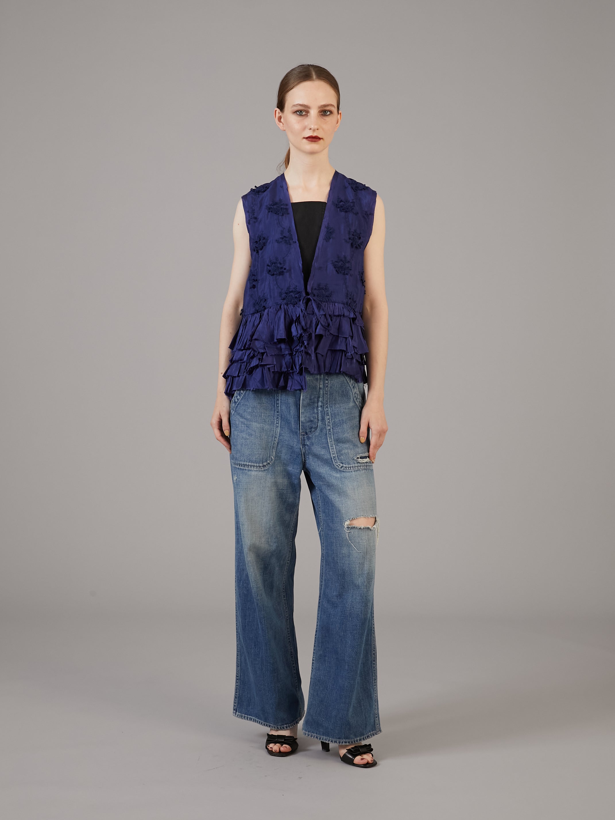 frill rayon shantung vest | NAVY