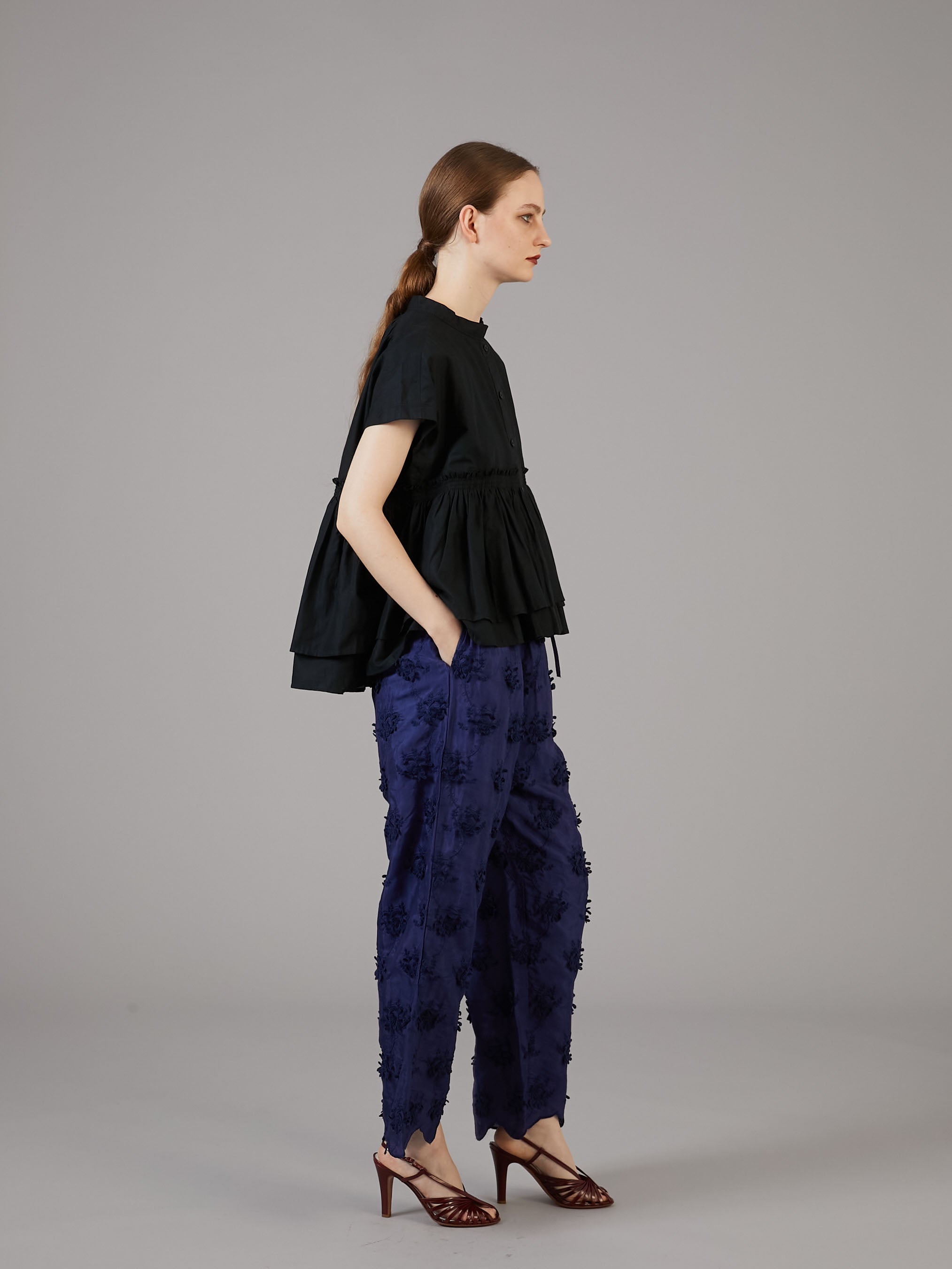 gather french sleeve blouse｜BLACK