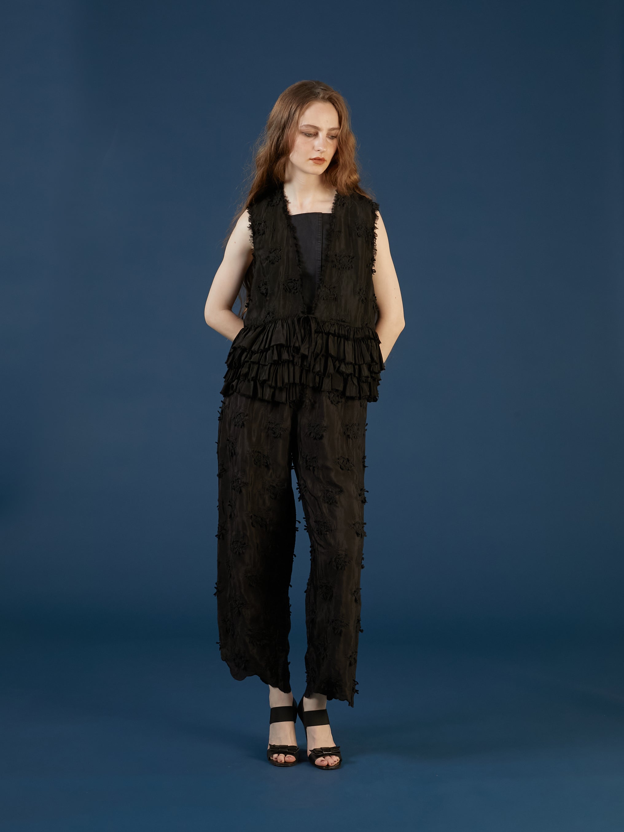 3D embroidery rayon shantung pants | BLACK