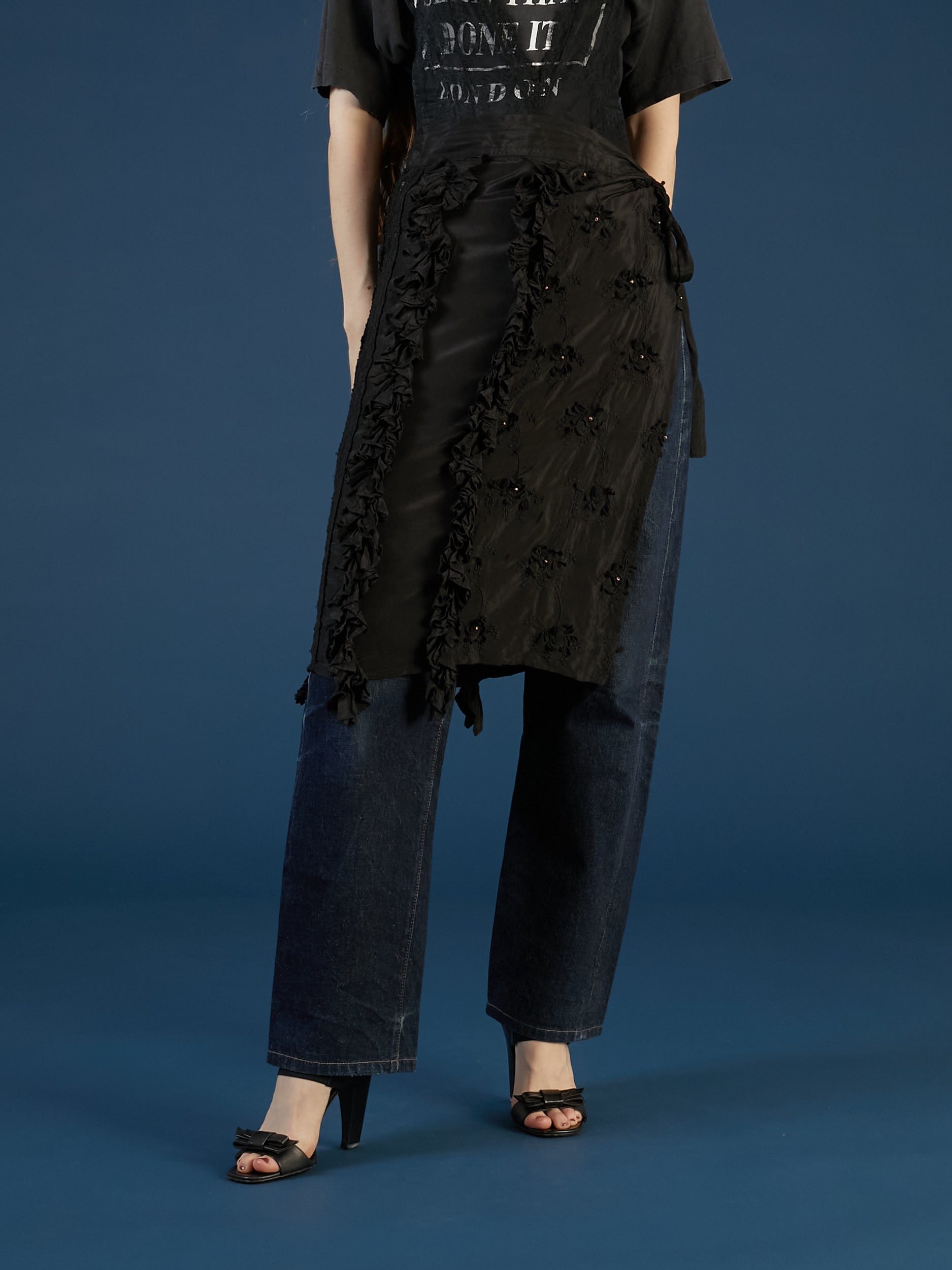 frill rayon shantung apron skirt | BLACK
