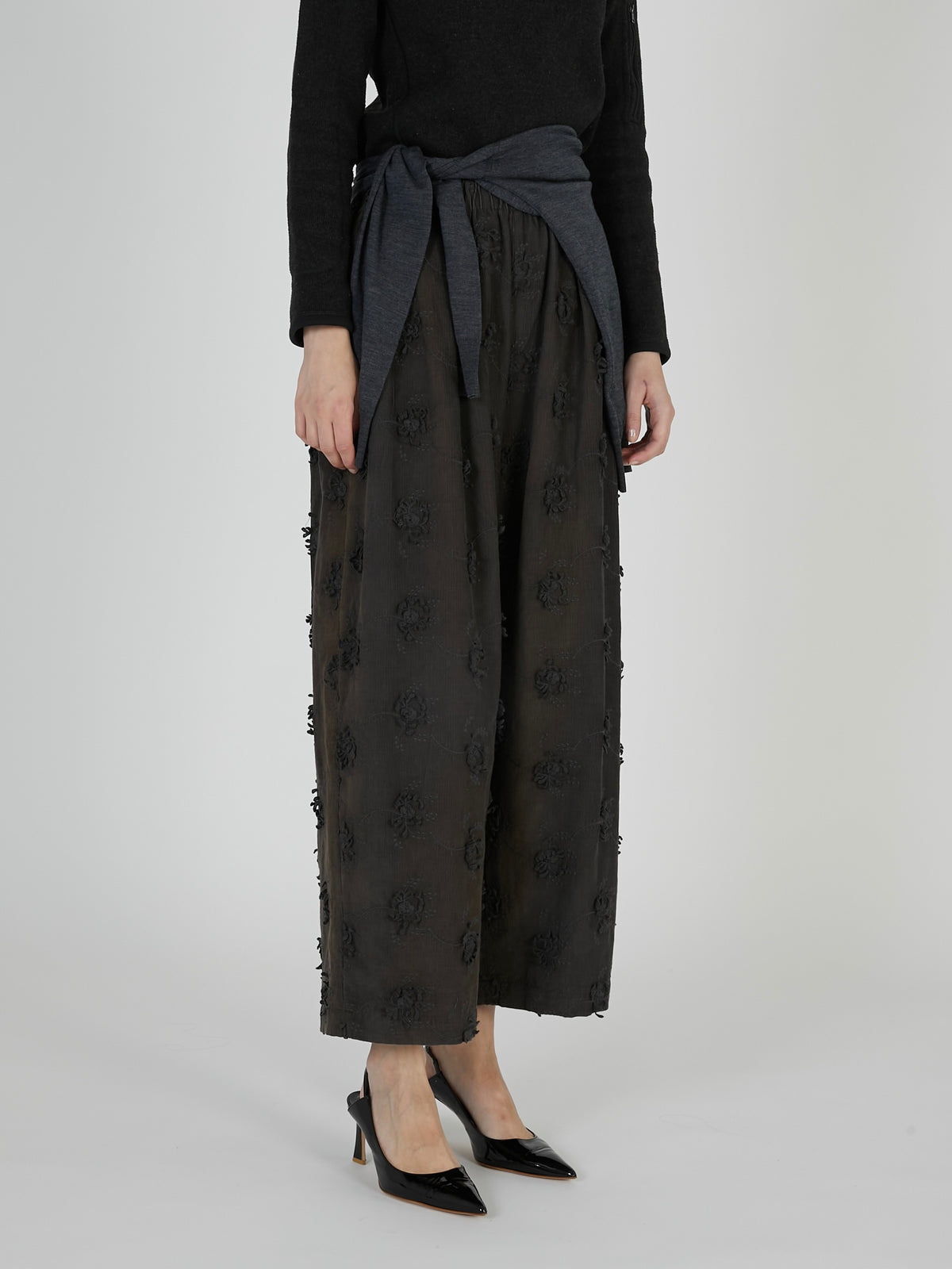 3D embroidery corduroy pants｜GRAY