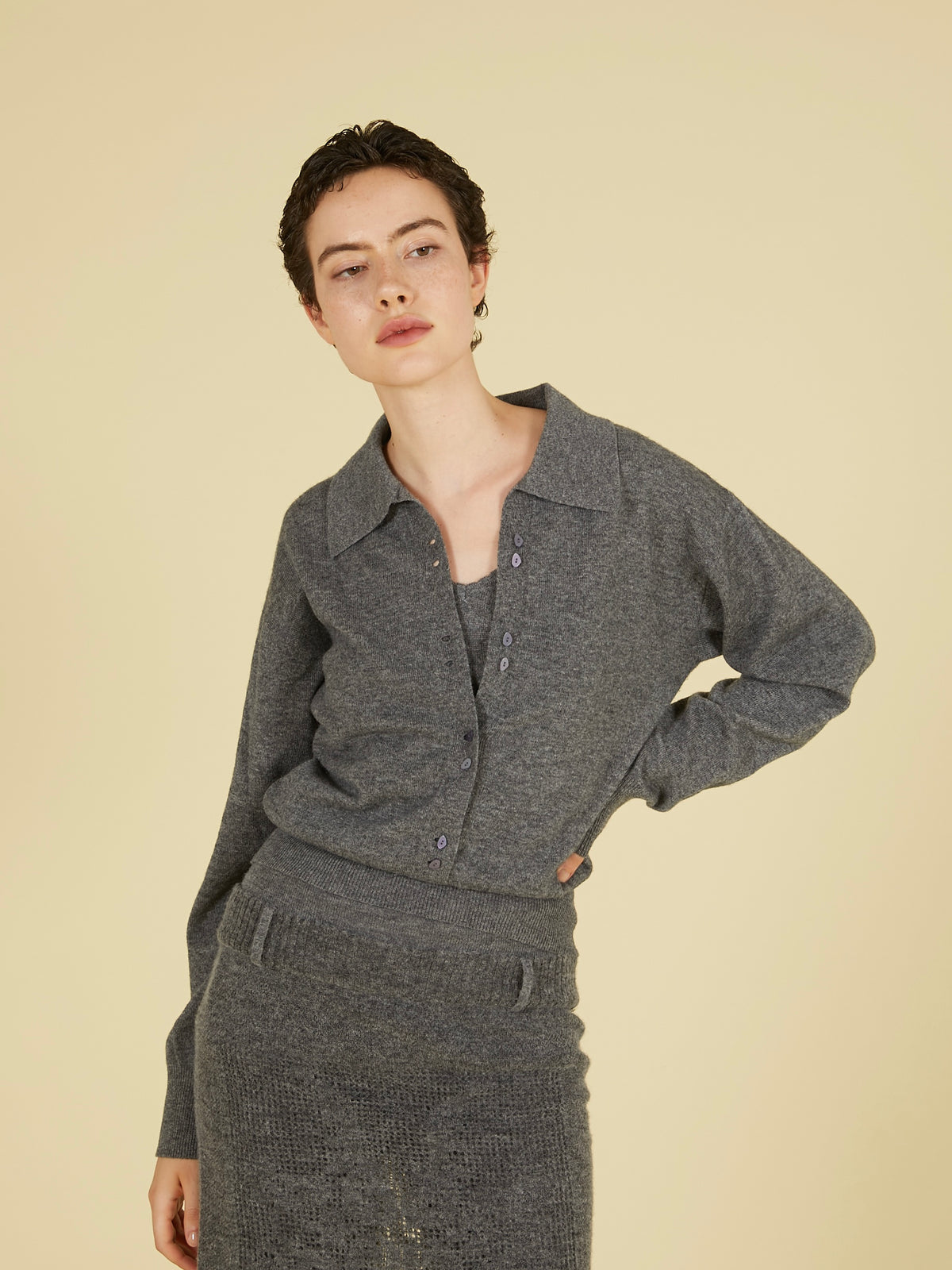 slow off knit top｜GRAY