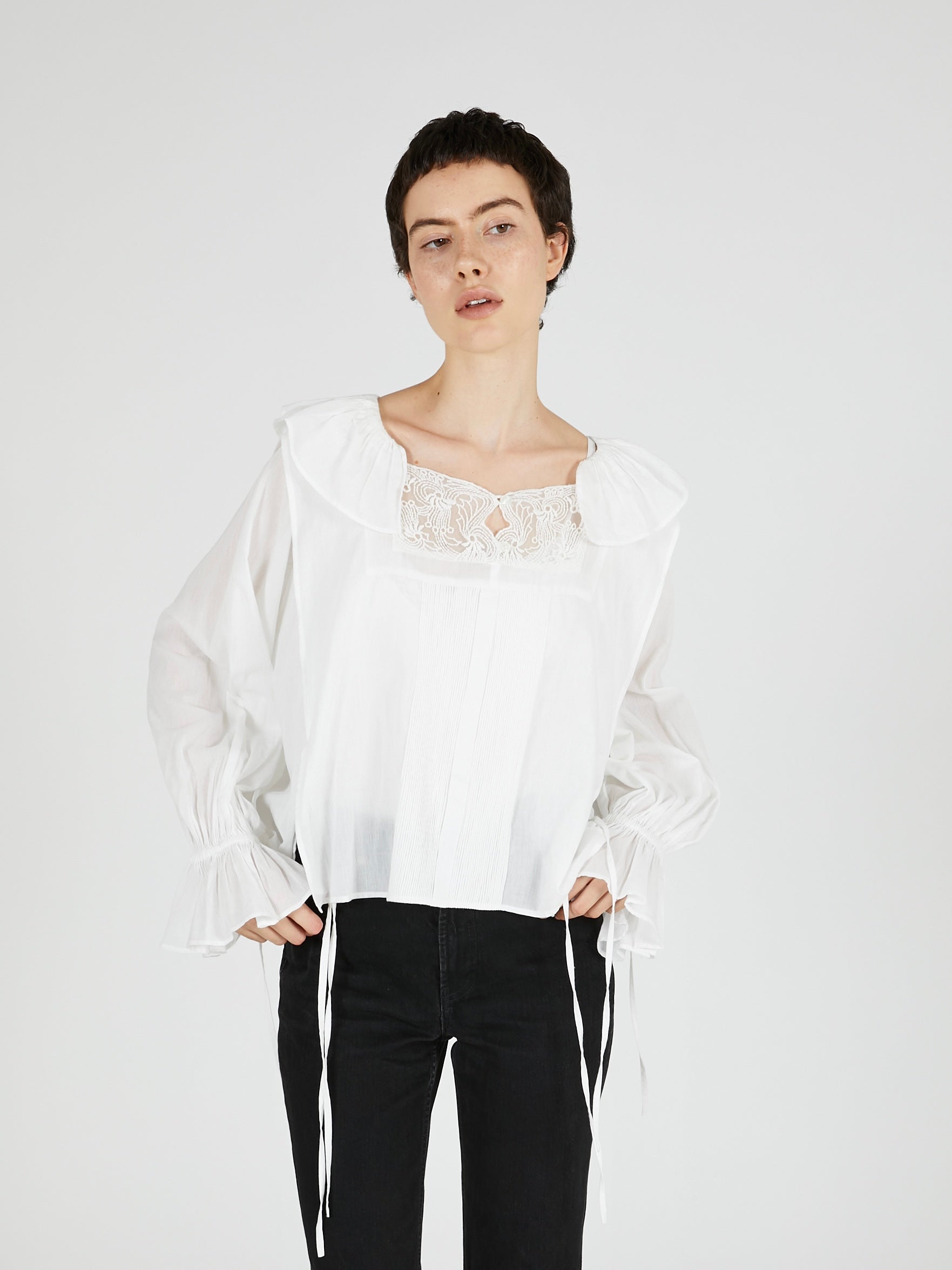 victorian collar blouse｜WHITE