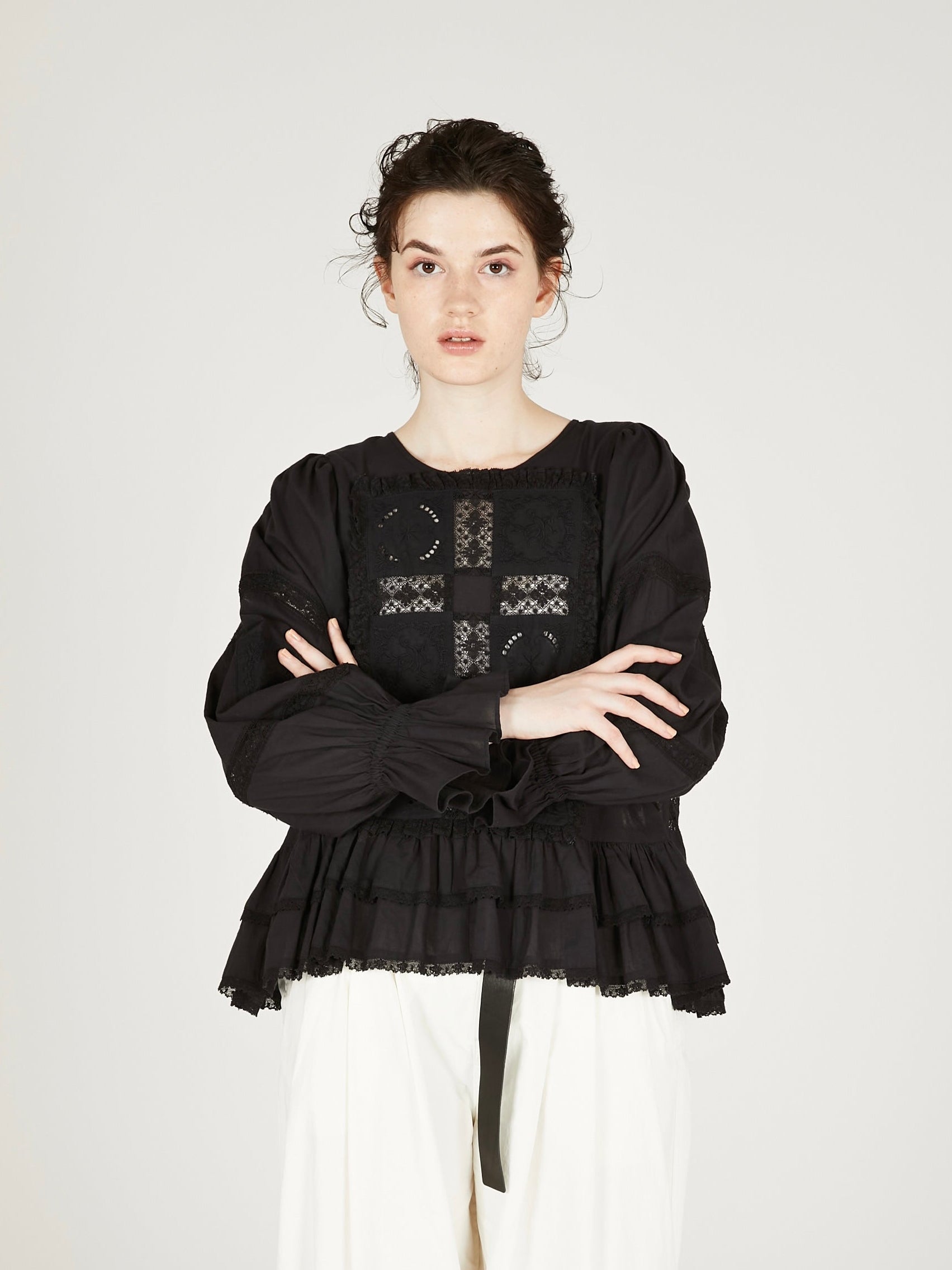 front tapestry 2way sheer bolero｜BLACK