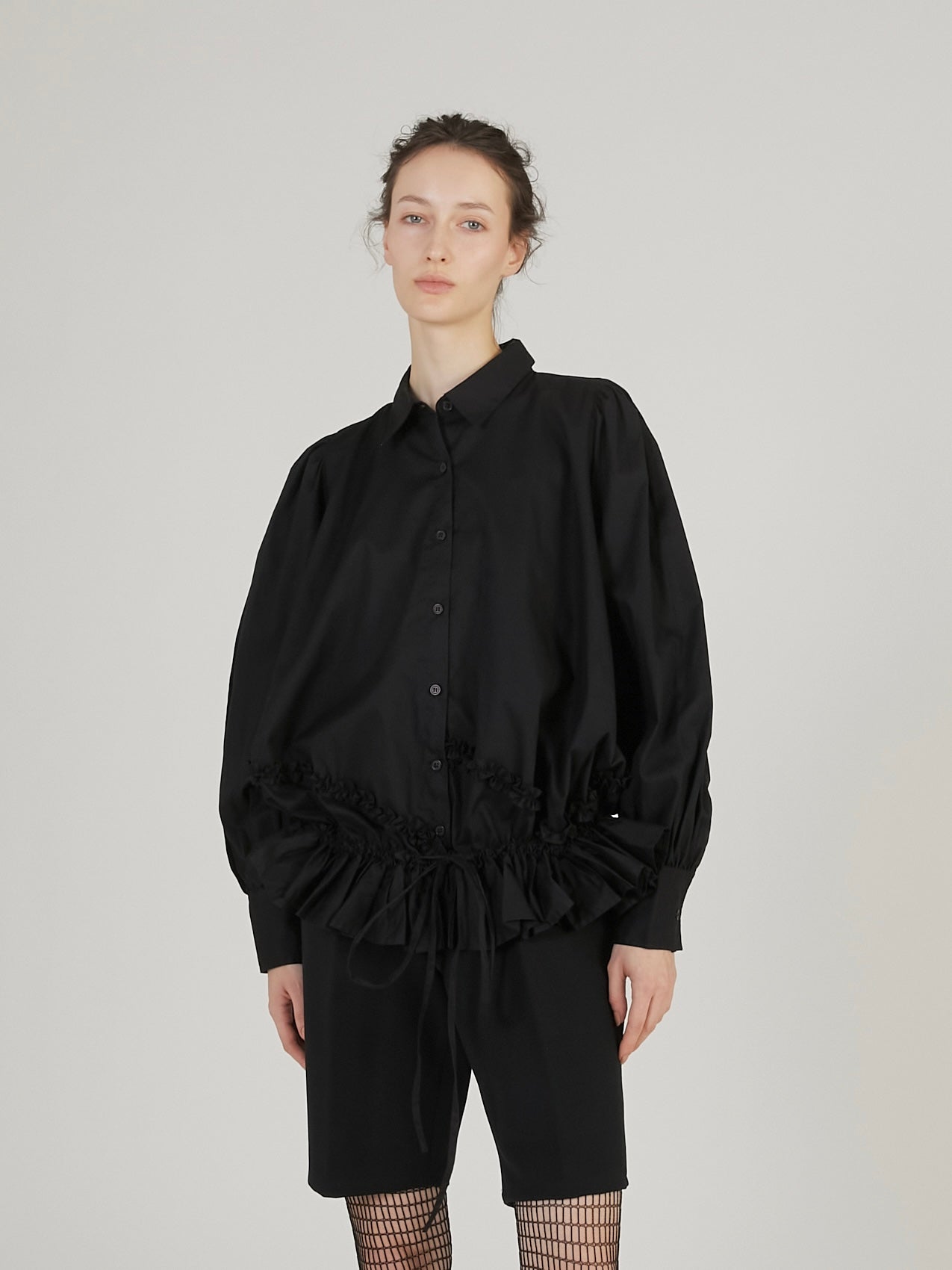 frill hem long sleeve shirts｜BLACK