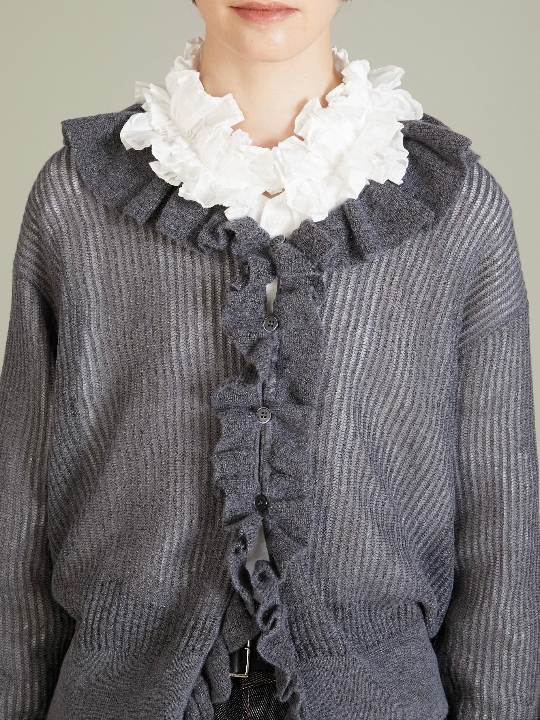 raffule frill cardigan｜GRAY