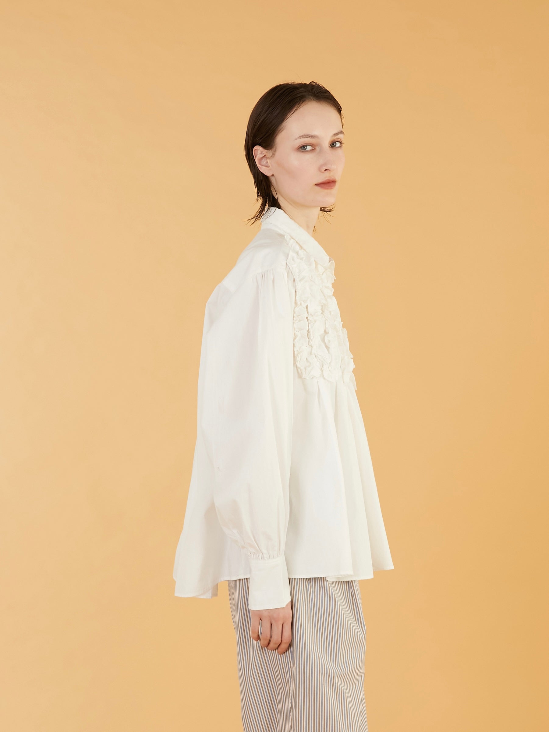 front frill shirts｜WHITE