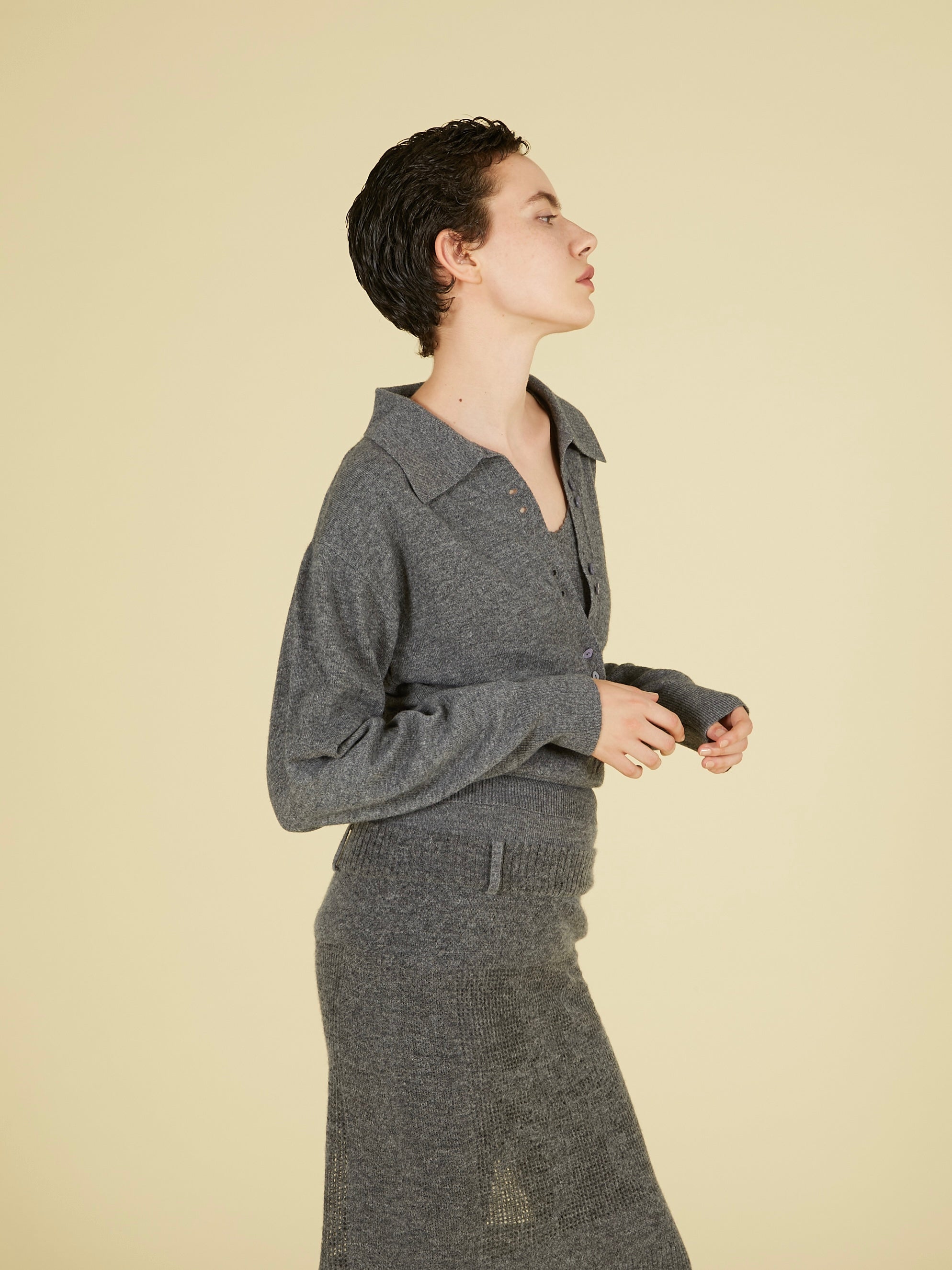slow off knit top｜GRAY