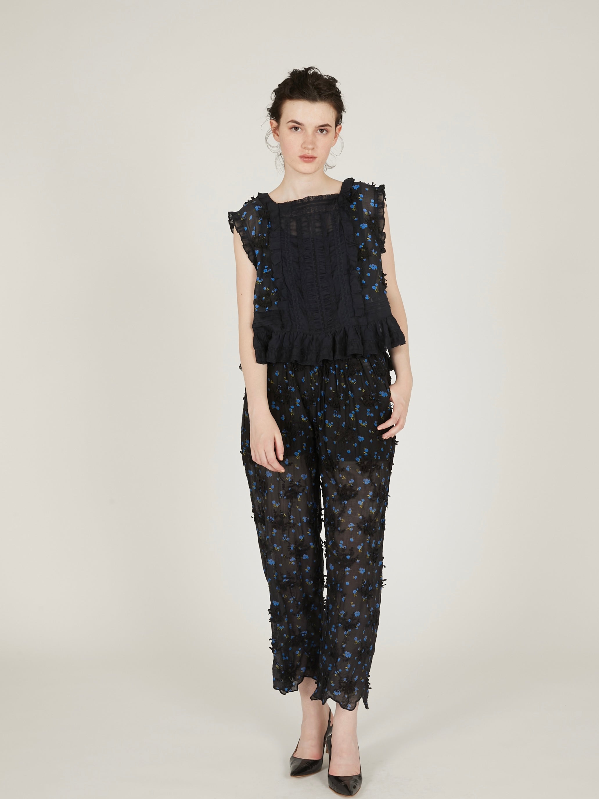 yori フラワー刺繍 シースルーブラックベスト sheer flower vest blouse｜｜BLACK