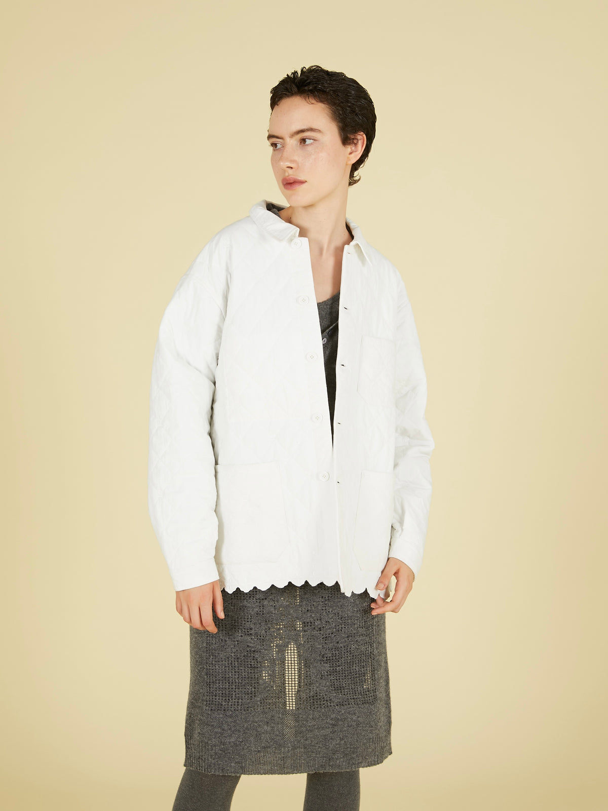 embroidery scallop jacket｜BLACK