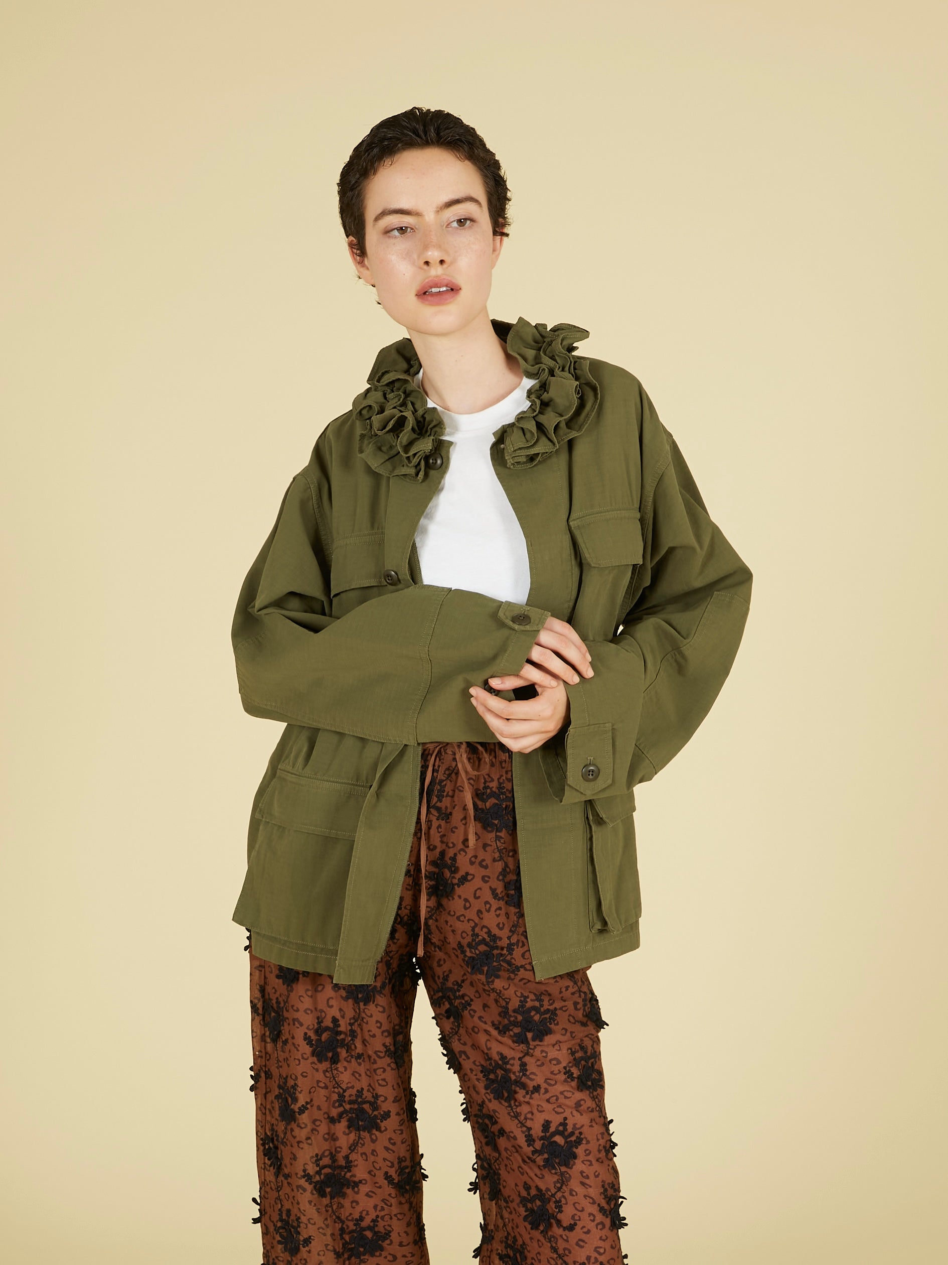 frill collar military jacket｜KHAKI