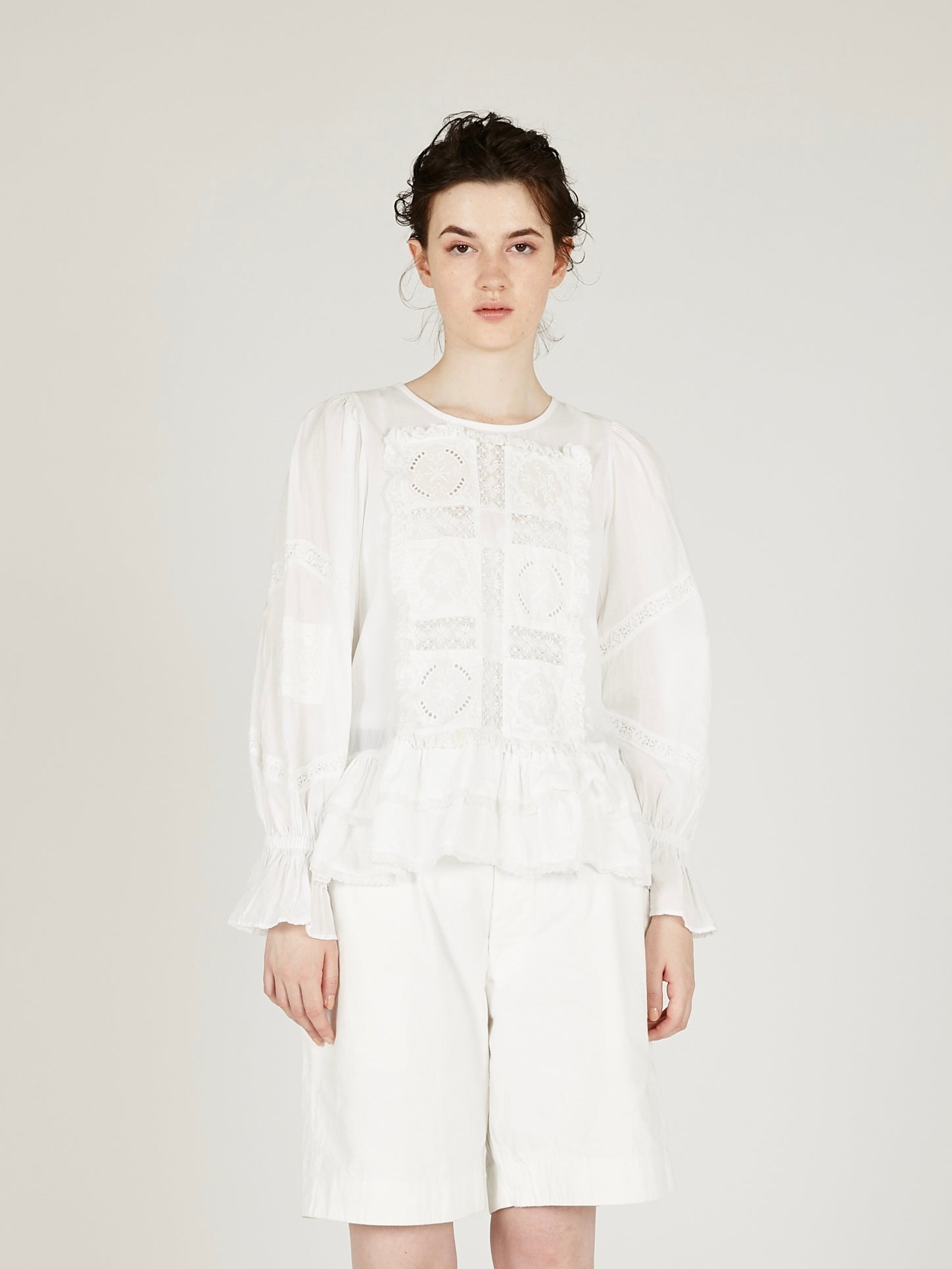 front tapestry 2way sheer bolero｜WHITE