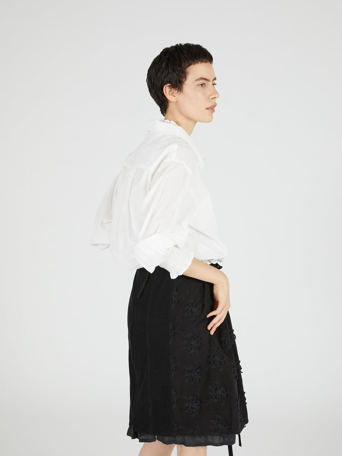 slow off blouse｜WHITE
