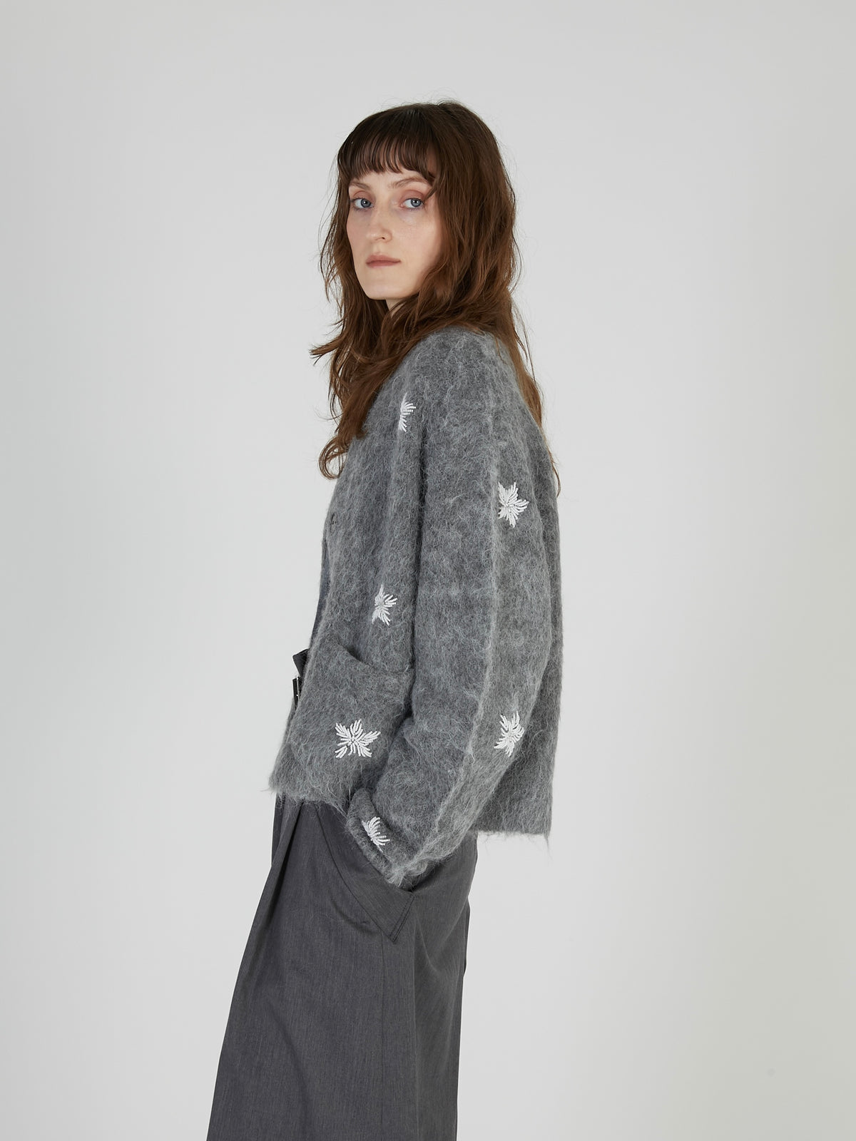 shaggy beads knit jacket｜GRAY