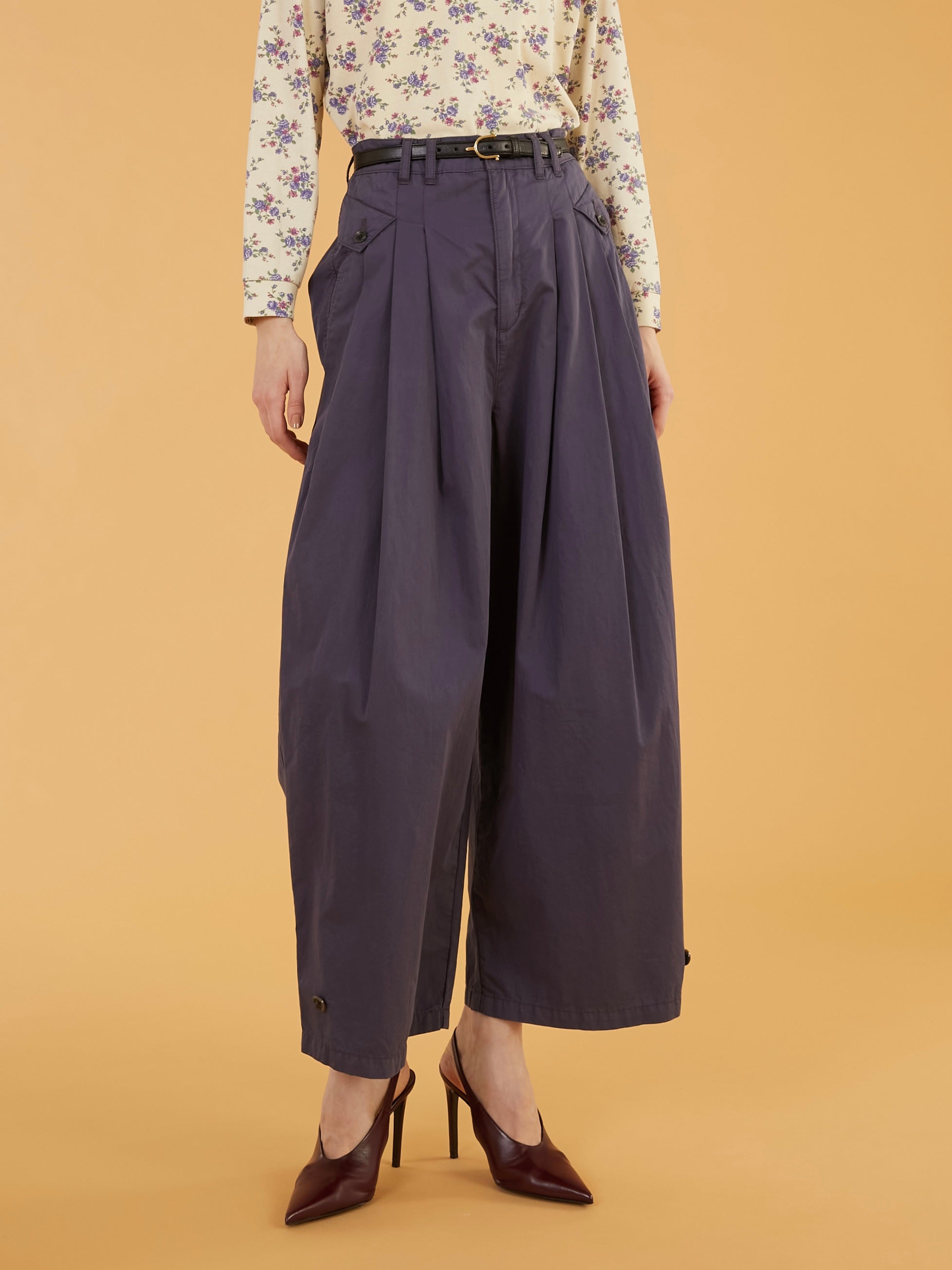 garment dye over tuck pants｜NAVY