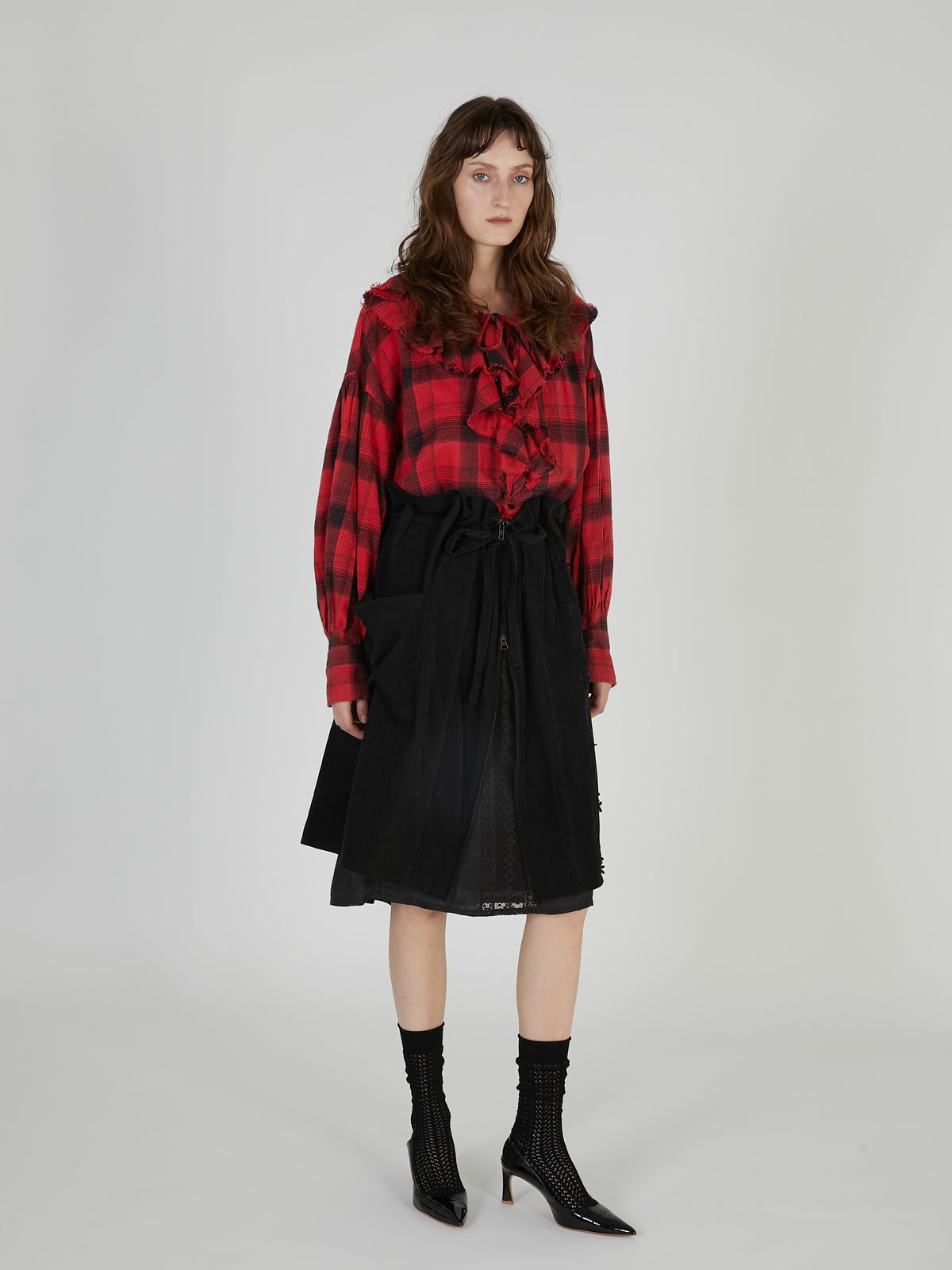 3D embroidery corduroy apron skirt｜BLACK