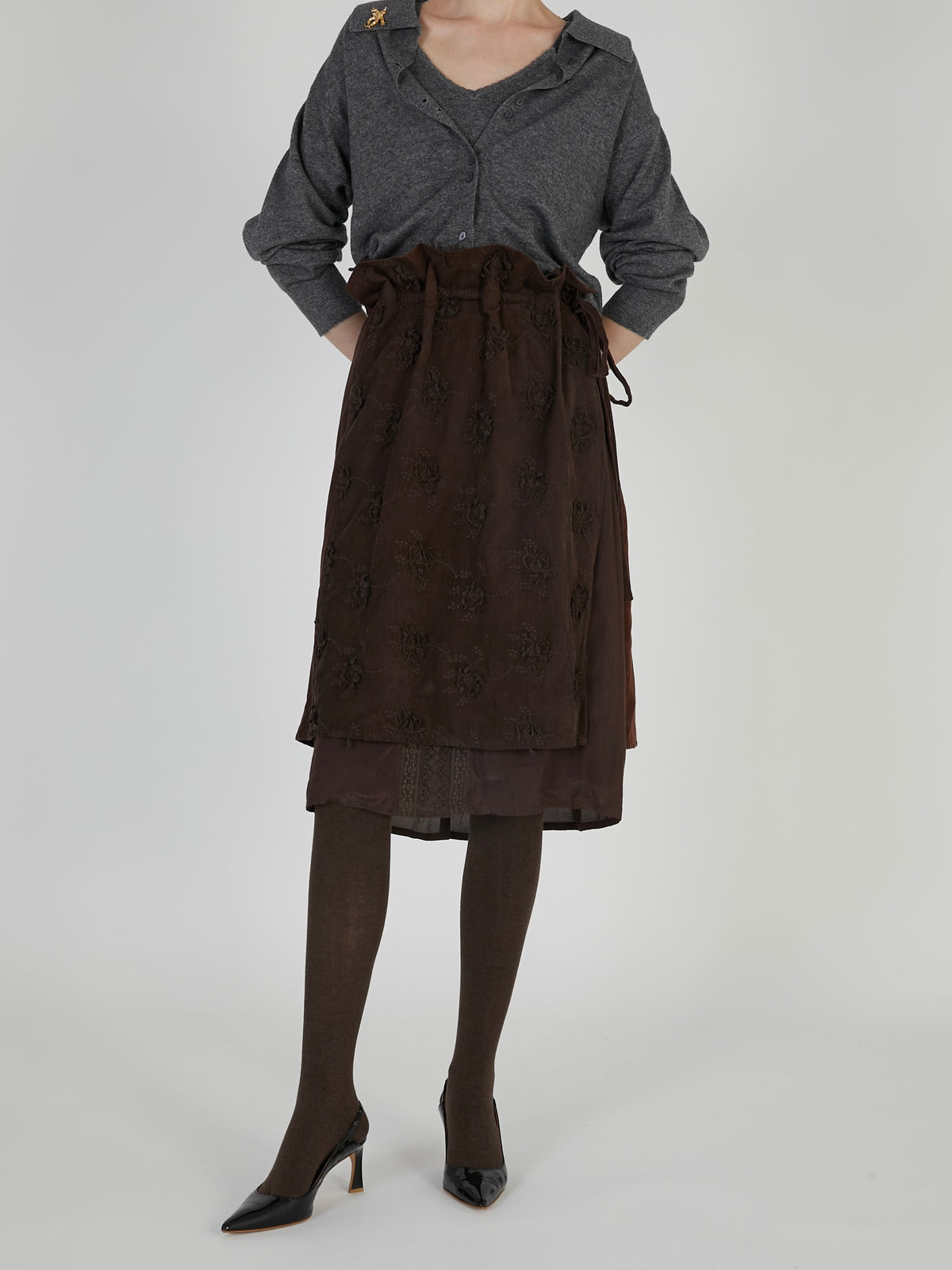 3D embroidery corduroy apron skirt｜BROWN
