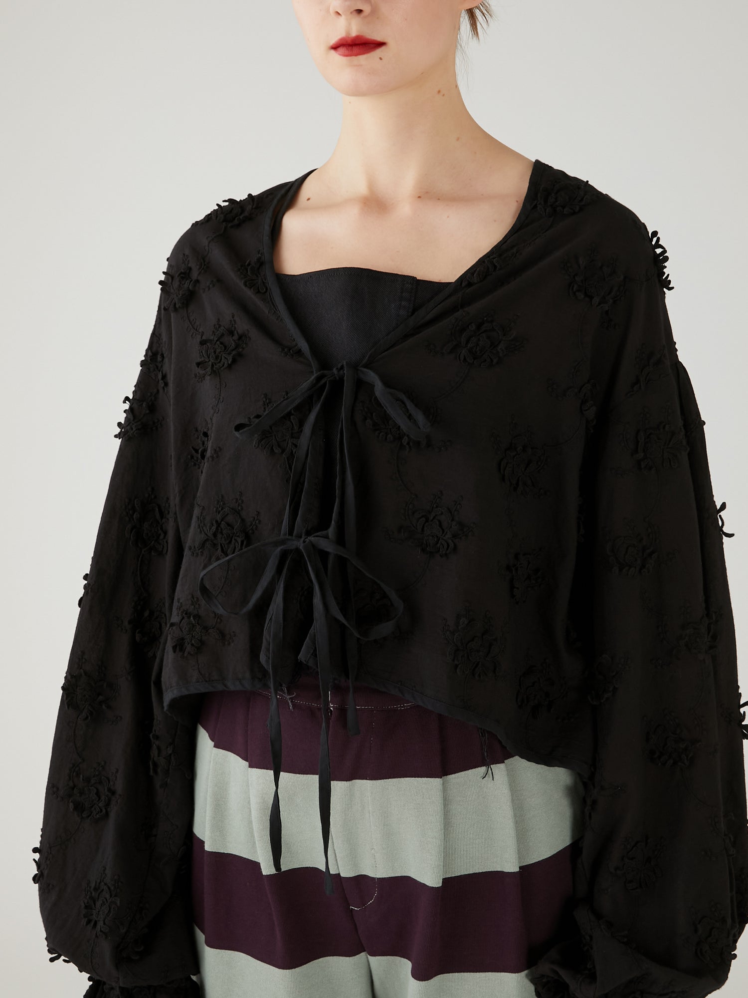 3D embroidery bolero | BLACK