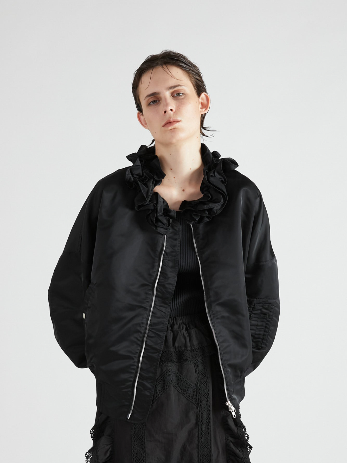 【 griguri 】frill MA1｜BLACK
