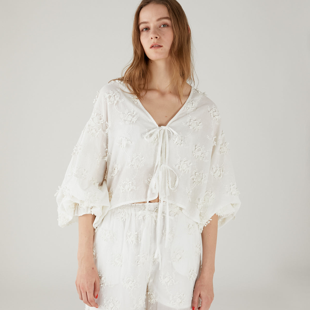 3D embroidery bolero | WHITE