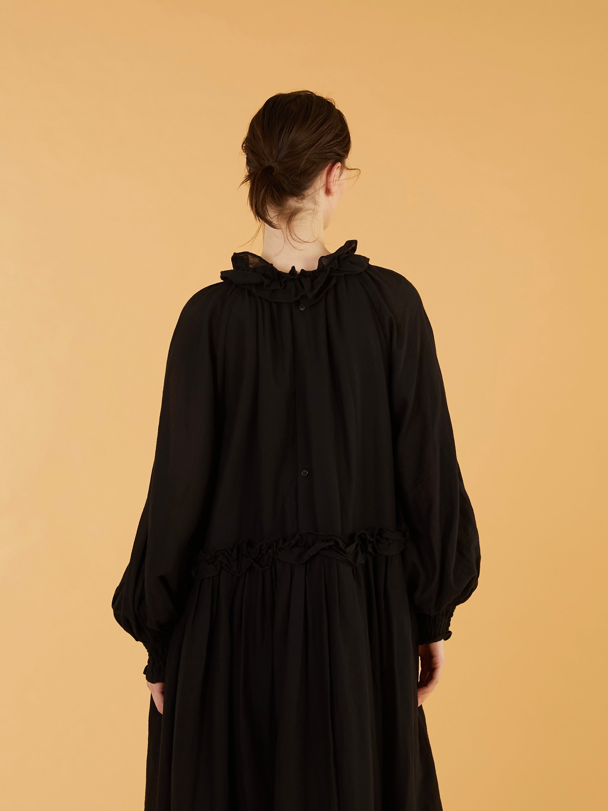 cotton frill collar onepiece ｜BLACK