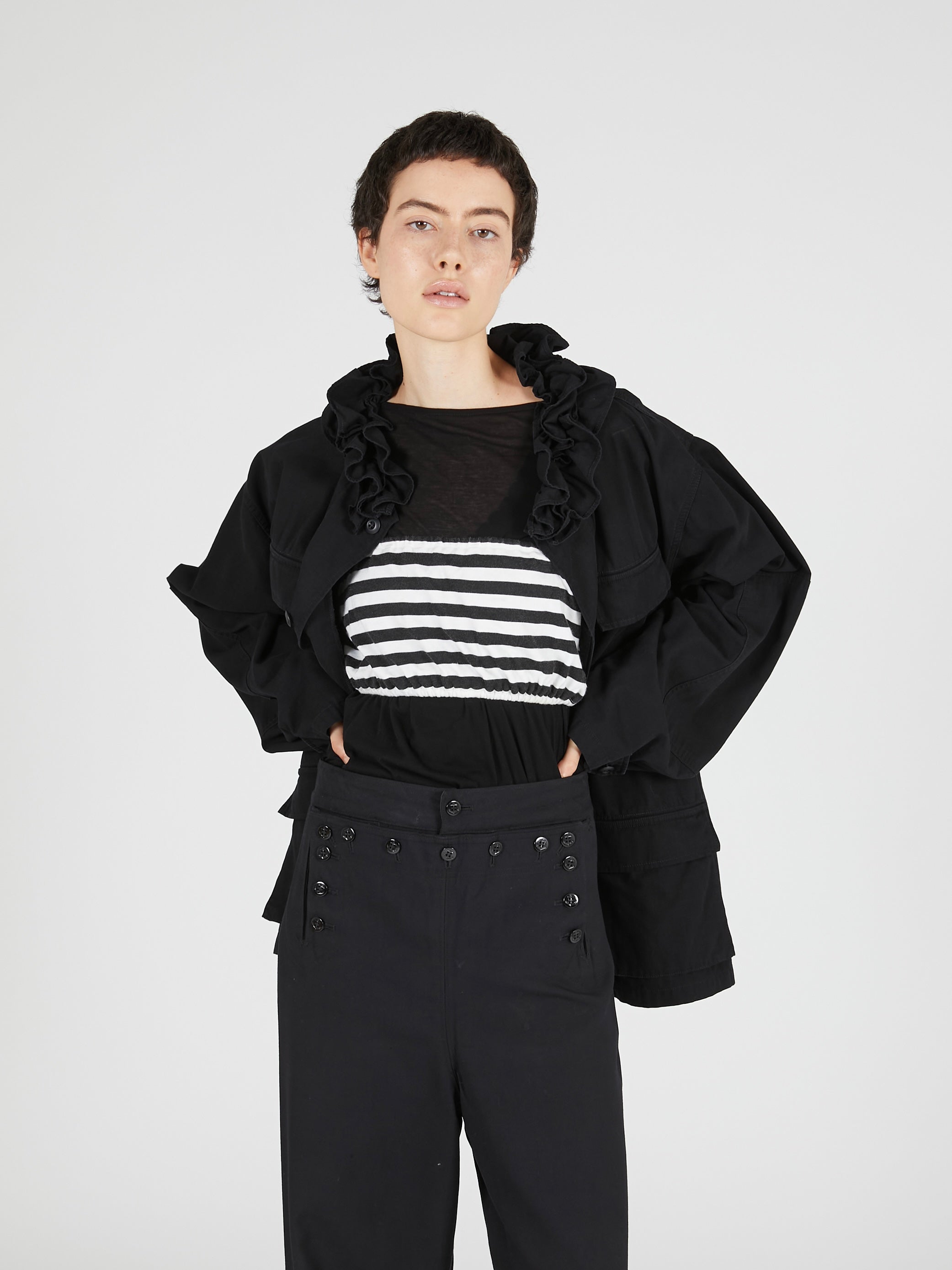 frill collar military jacket｜BLACK