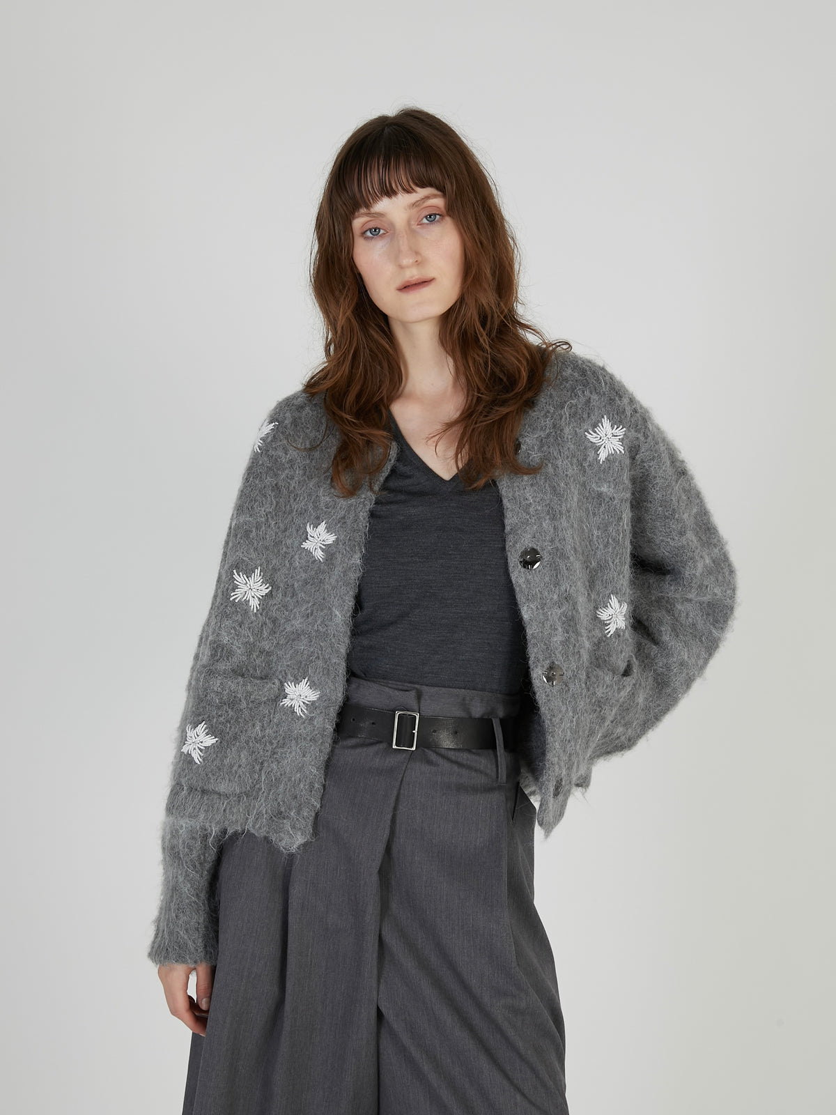 shaggy beads knit jacket｜GRAY