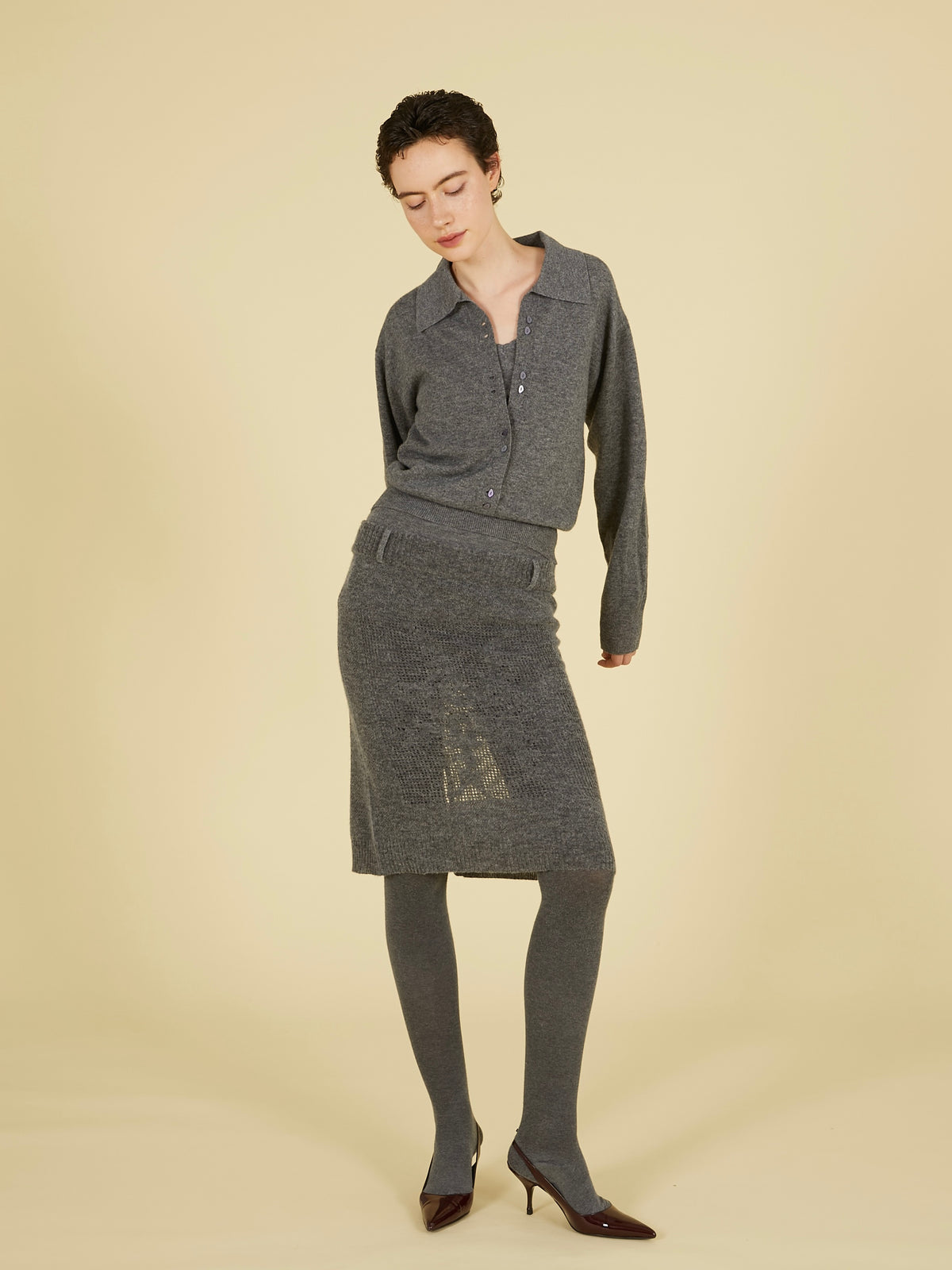 slow off knit top｜GRAY