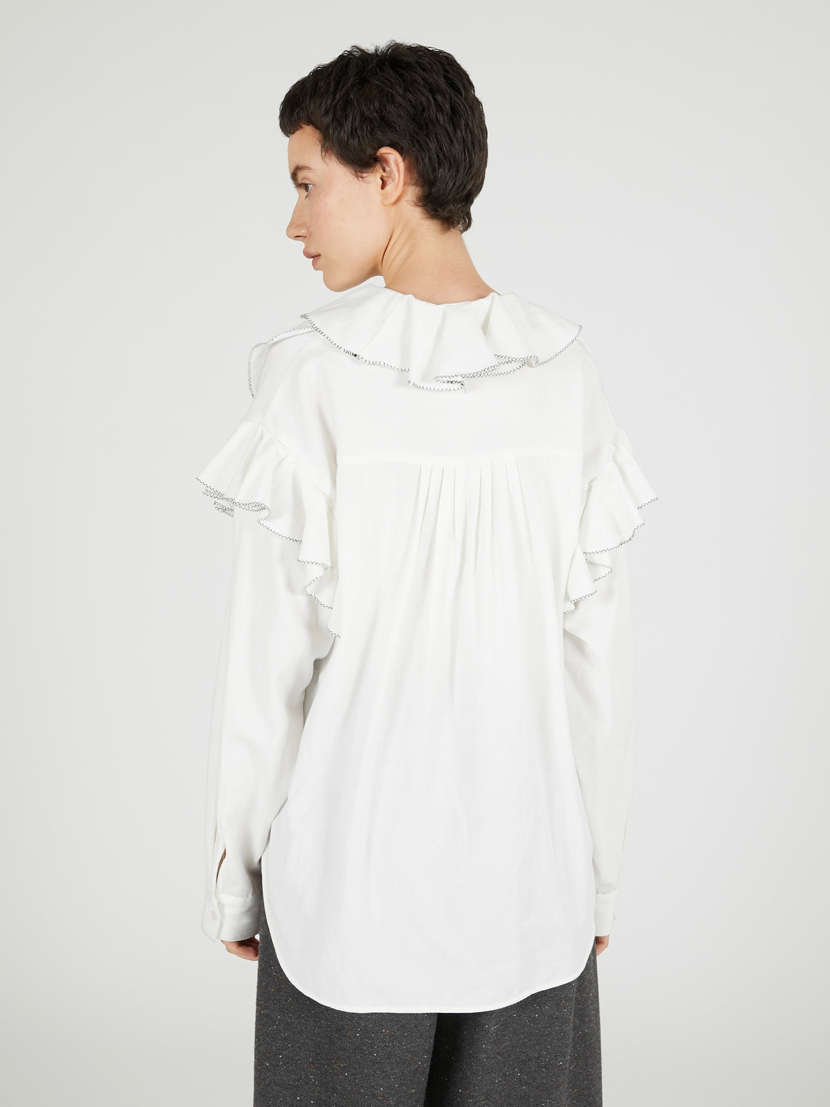 double front ruffle collar blouse｜WHITE