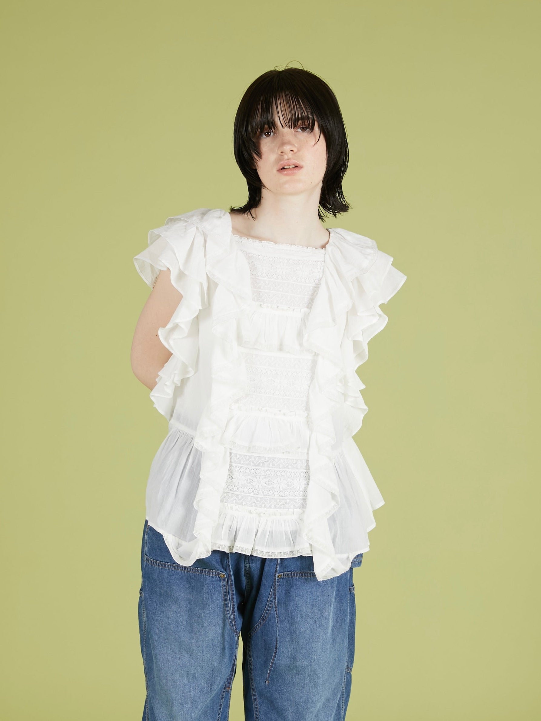 frill  lace nosleeve  blouse｜WHITE