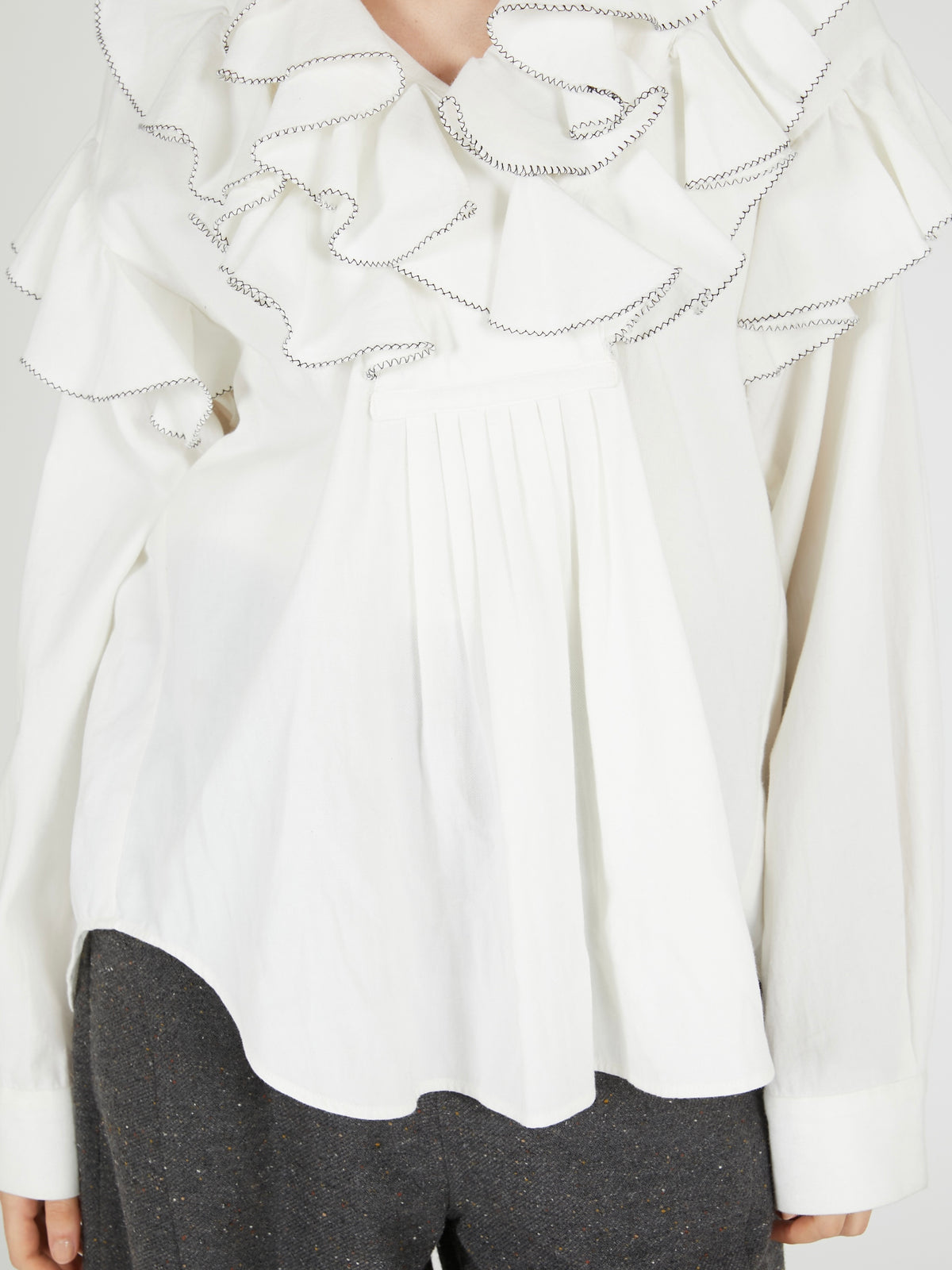 double front ruffle collar blouse｜WHITE