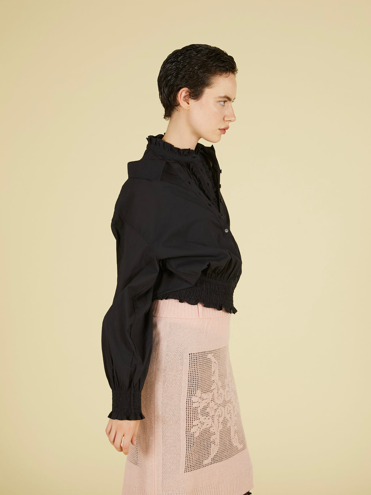 slow off blouse｜BLACK
