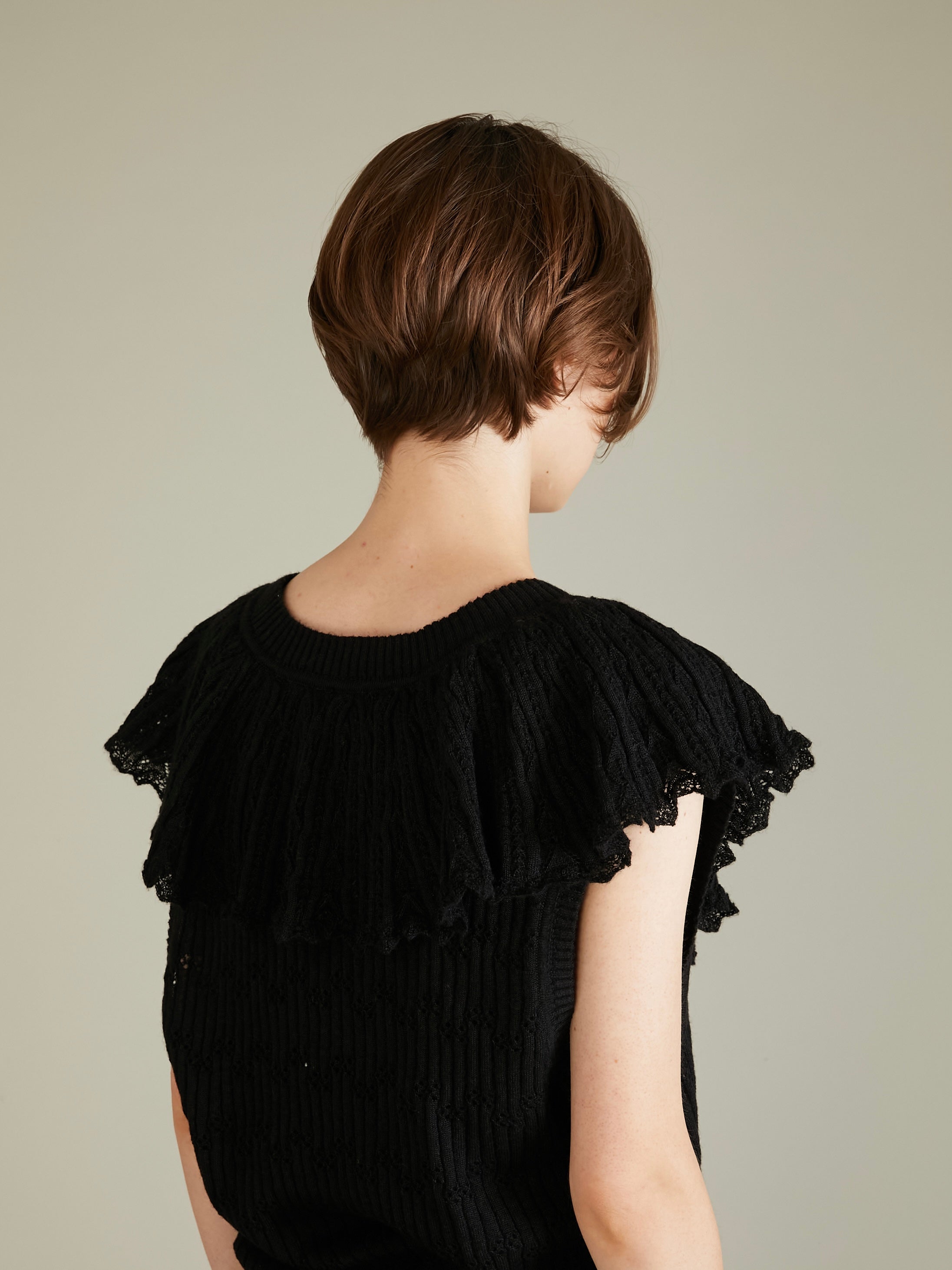 baby alpaca frill knit vest