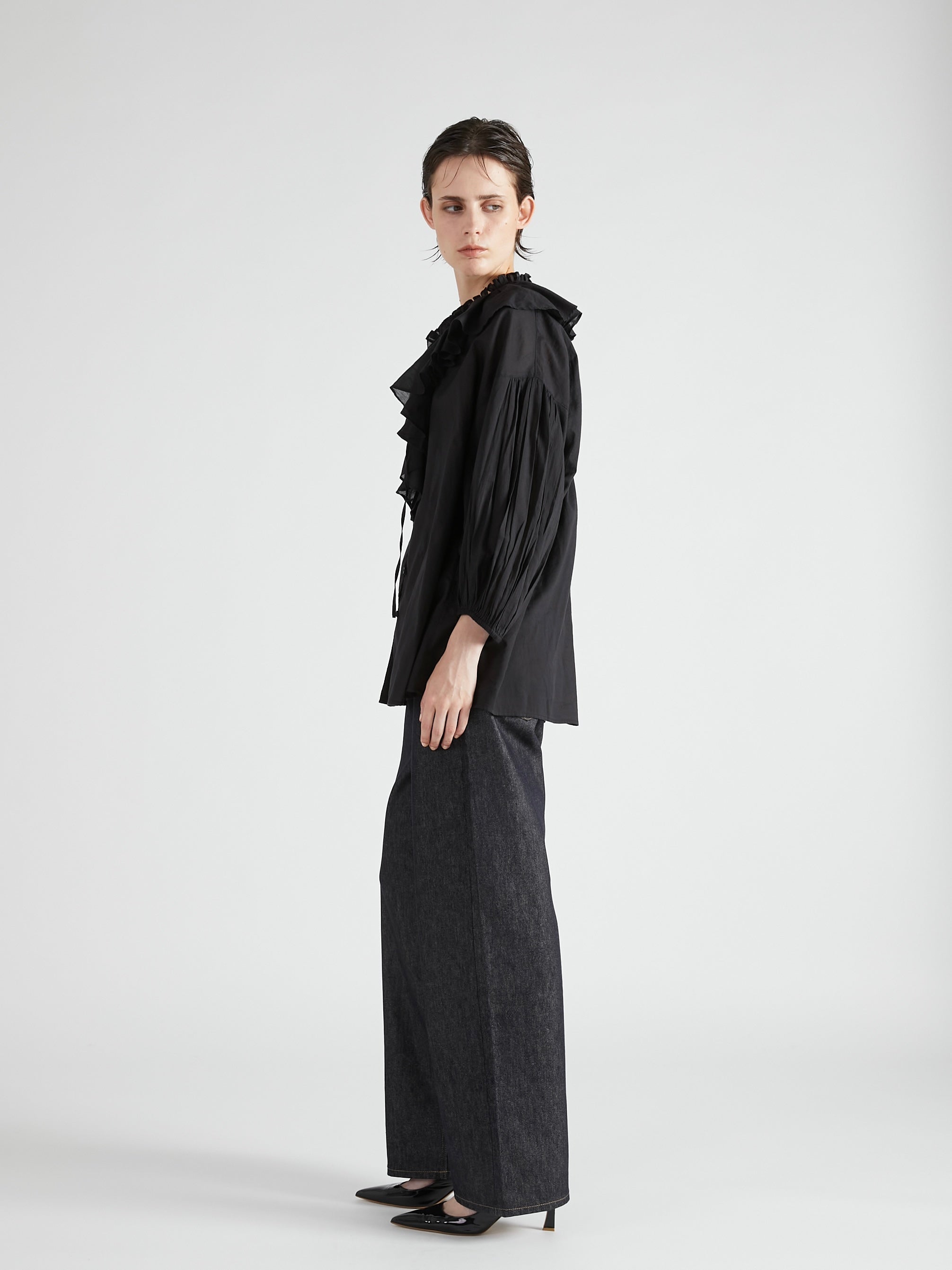 sheer ruffle blouse｜BLACK