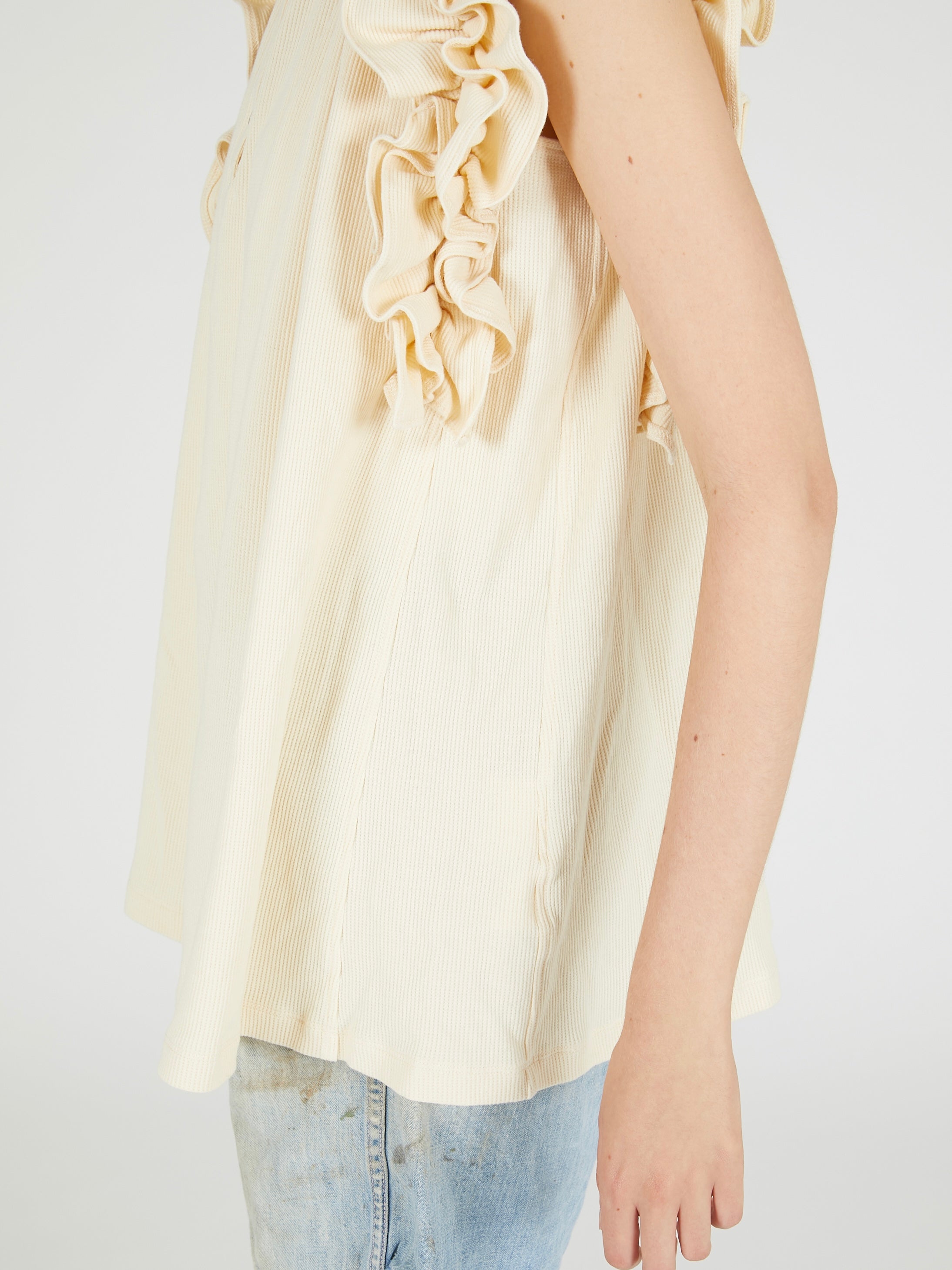 waffle frill nosleeve top｜IVORY