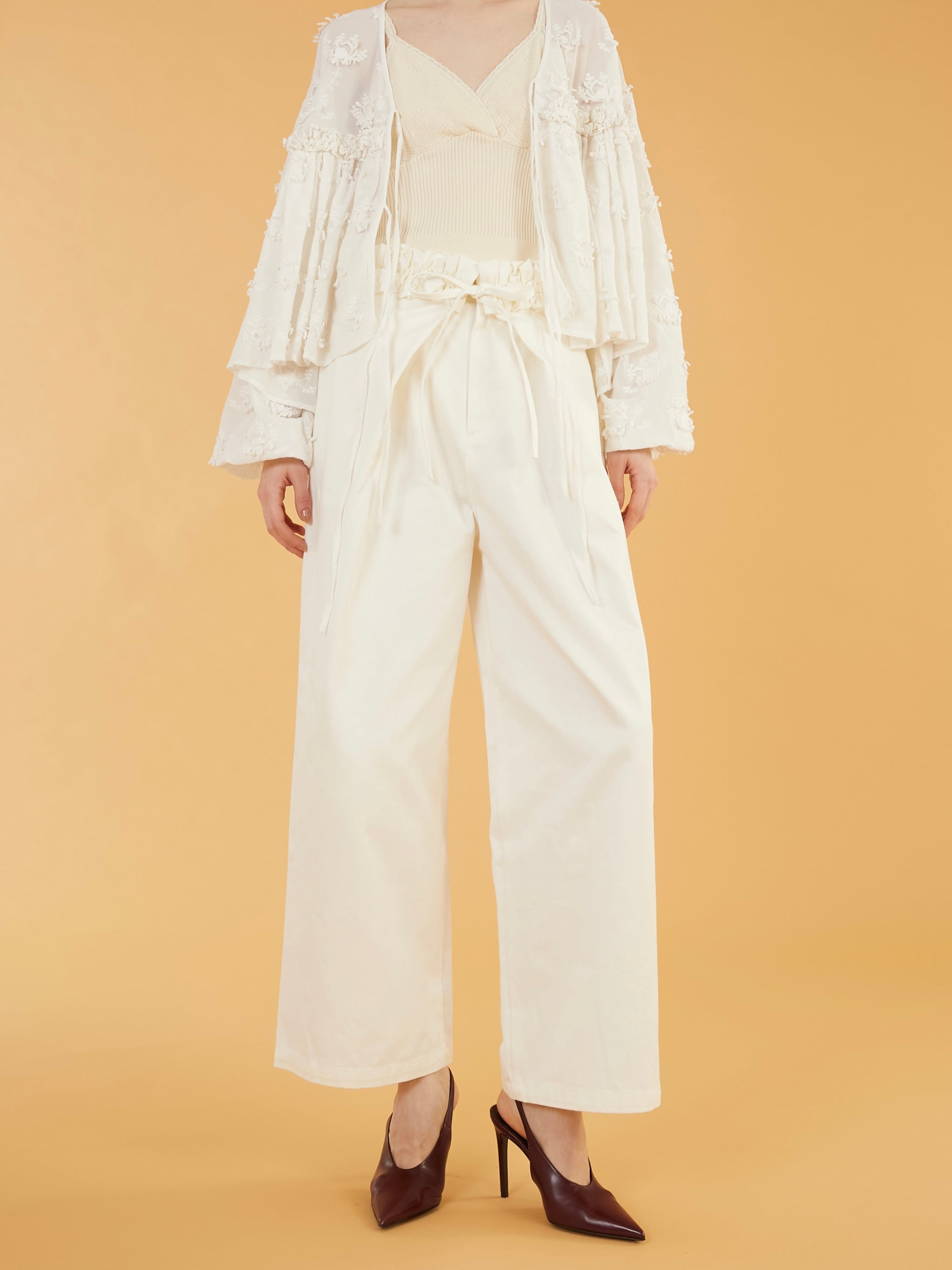 frill belt chino pants｜WHITE