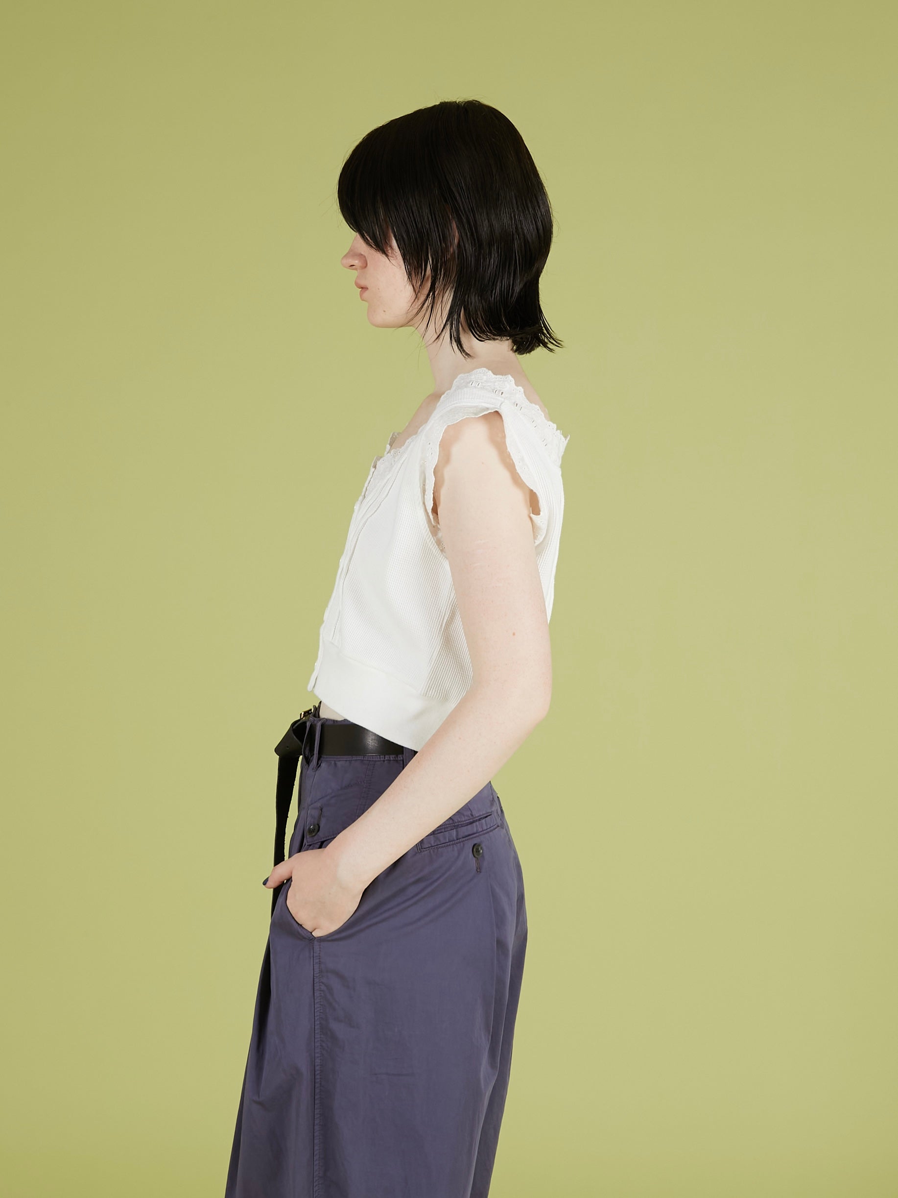 waffle frill vest｜WHITE