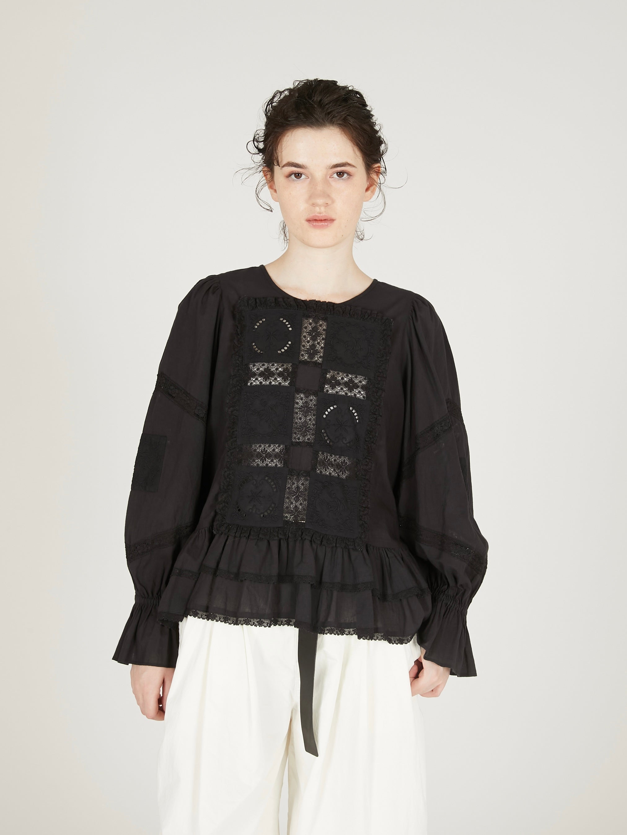 front tapestry 2way sheer bolero｜BLACK
