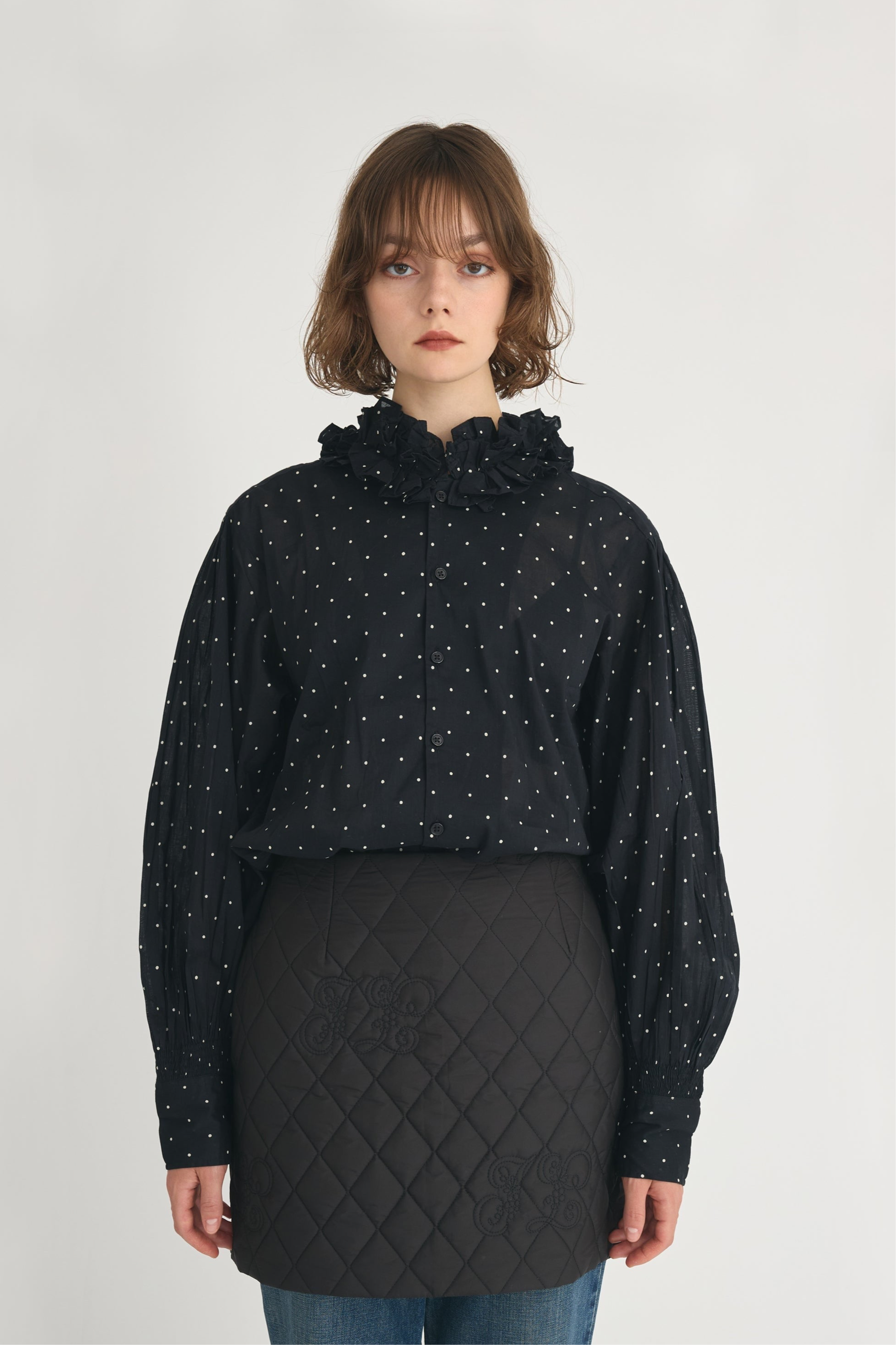 cotton frill collar dot shirts│BLACK