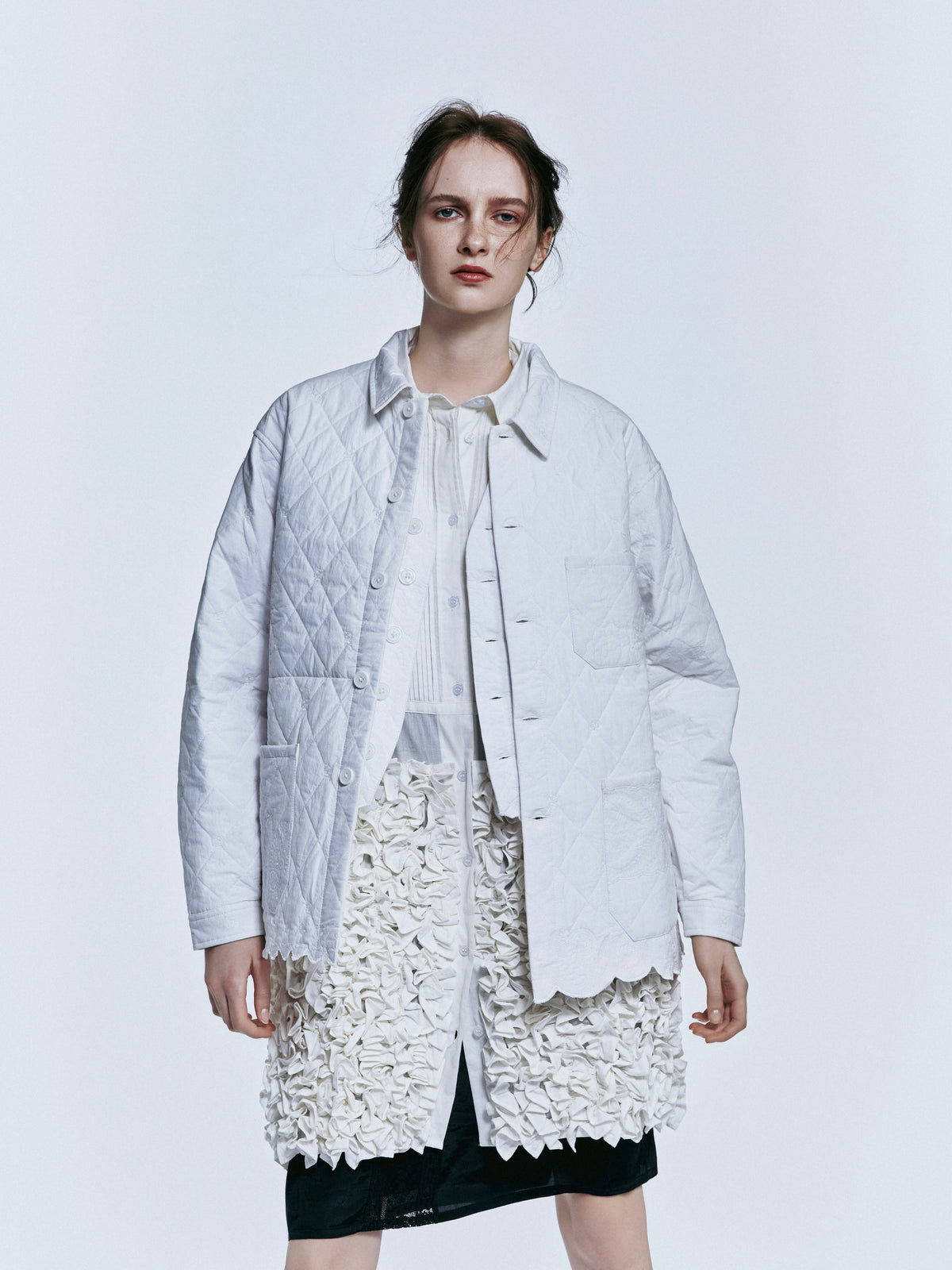 embroidery scallop jacket｜WHITE
