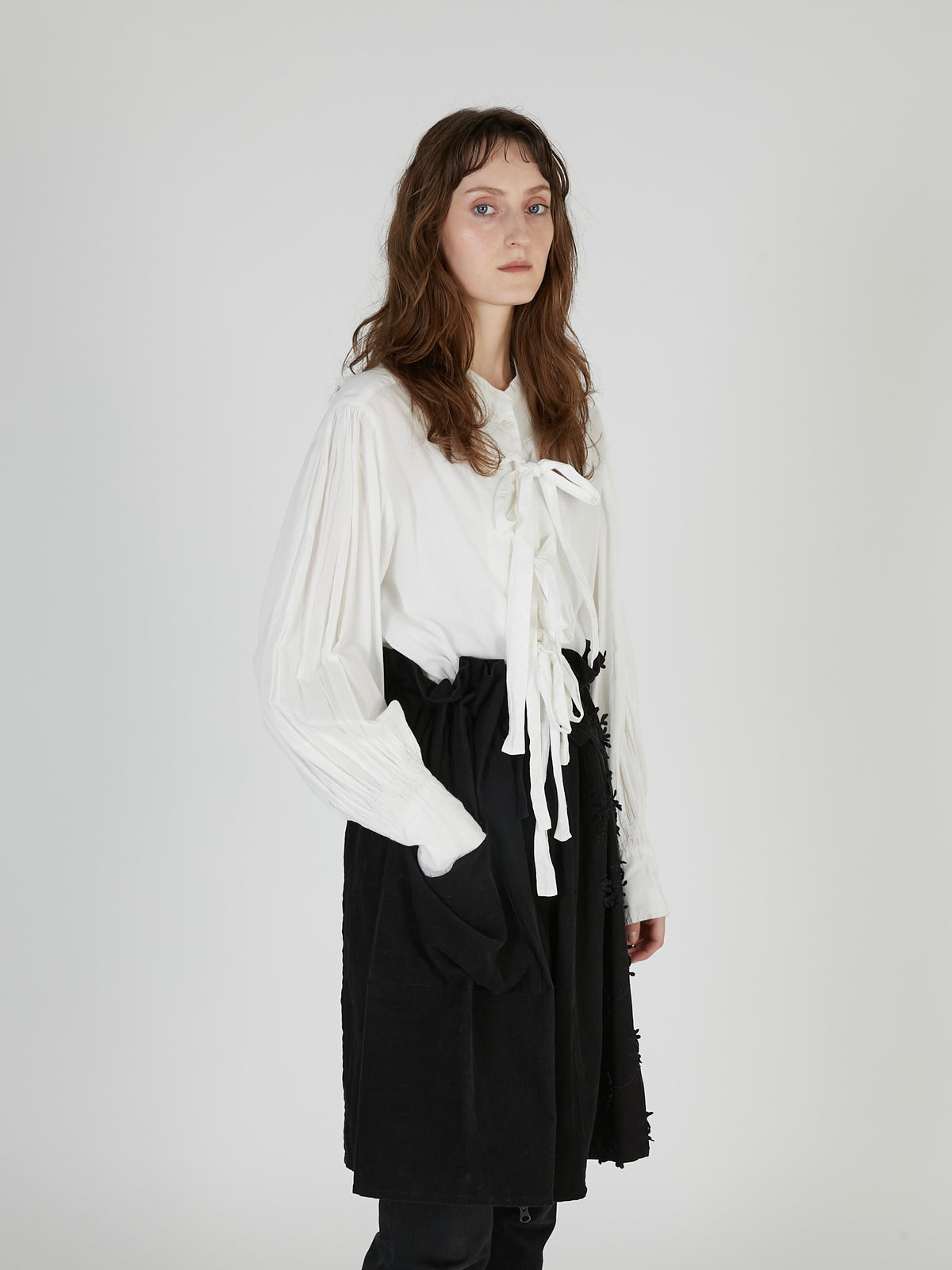 ribbon blouse｜WHITE