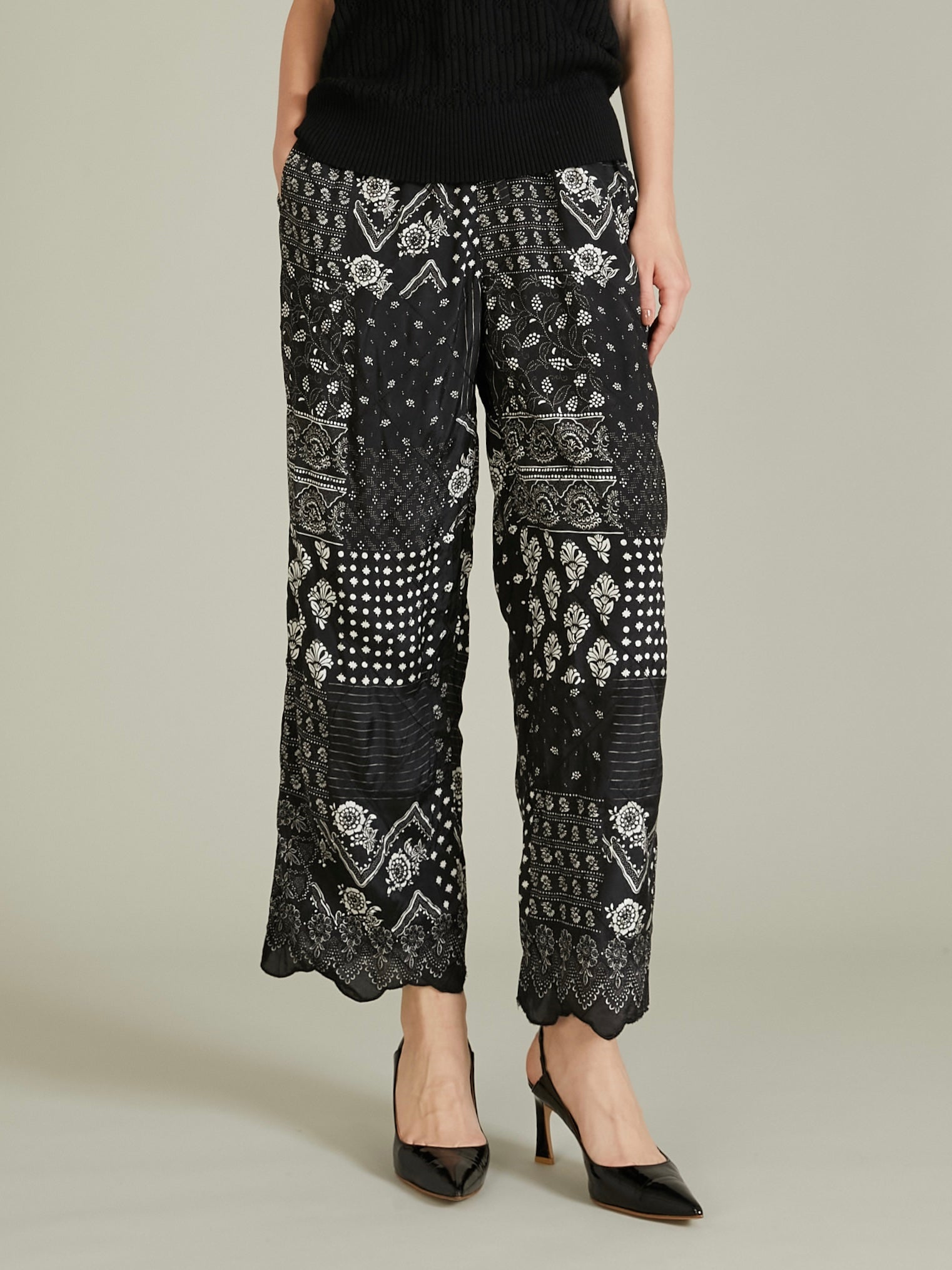 pattern quilt pants｜BLACK