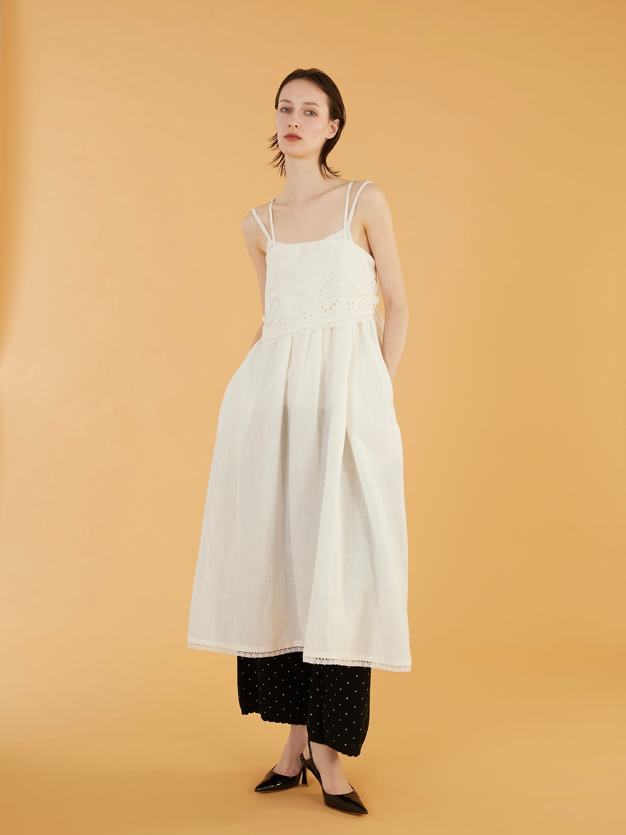 embroidey chief cami onepiece｜WHITE