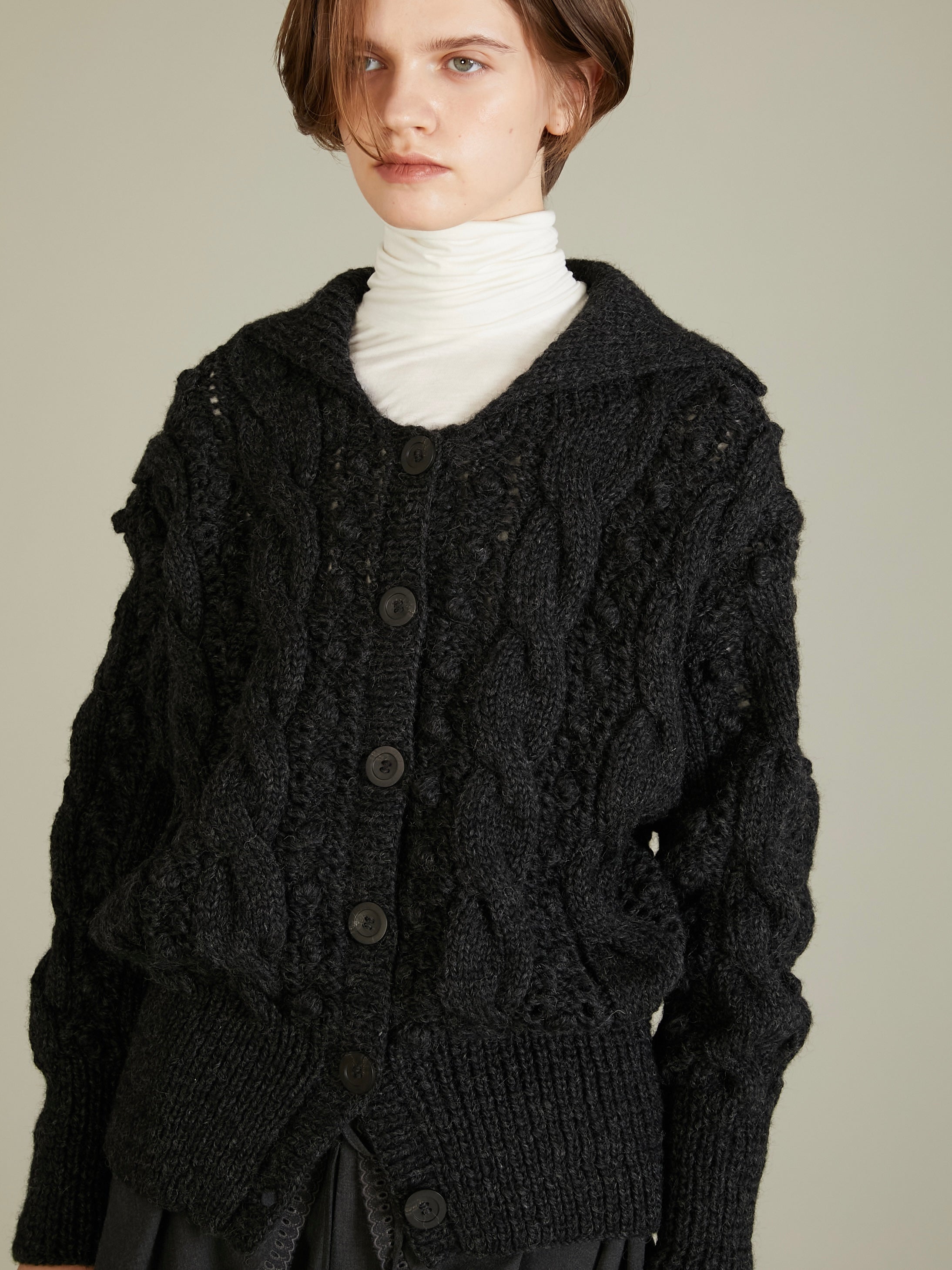popcorn hand knit cardigan｜CHARCOAL GRAY