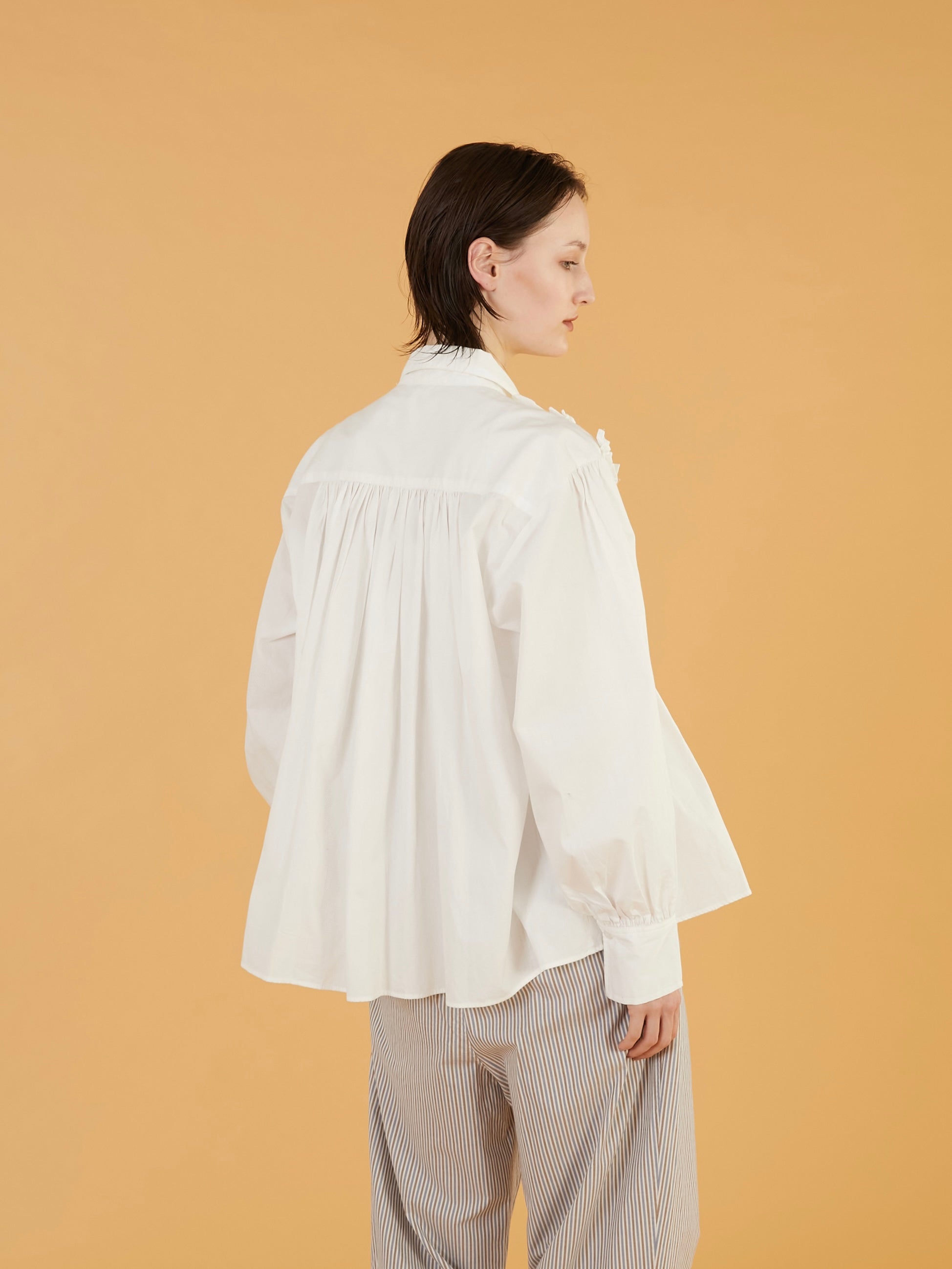 front frill shirts｜WHITE