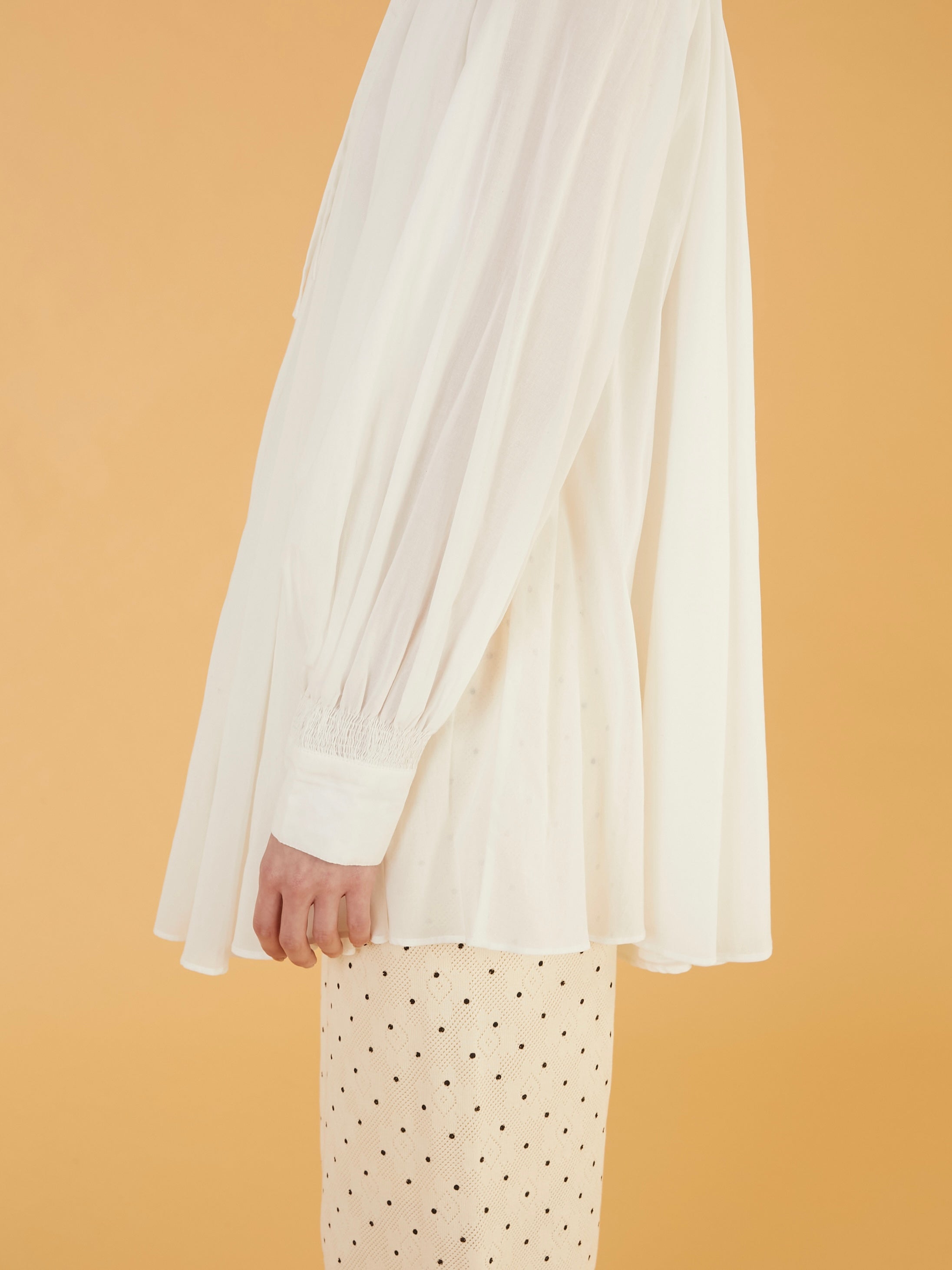 sheer gather  volume blouse｜WHITE